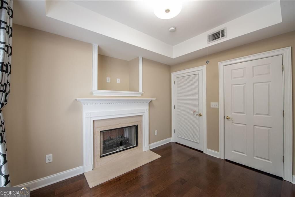 3275 Ne Lenox Road Ne # 207 Property Photo 17