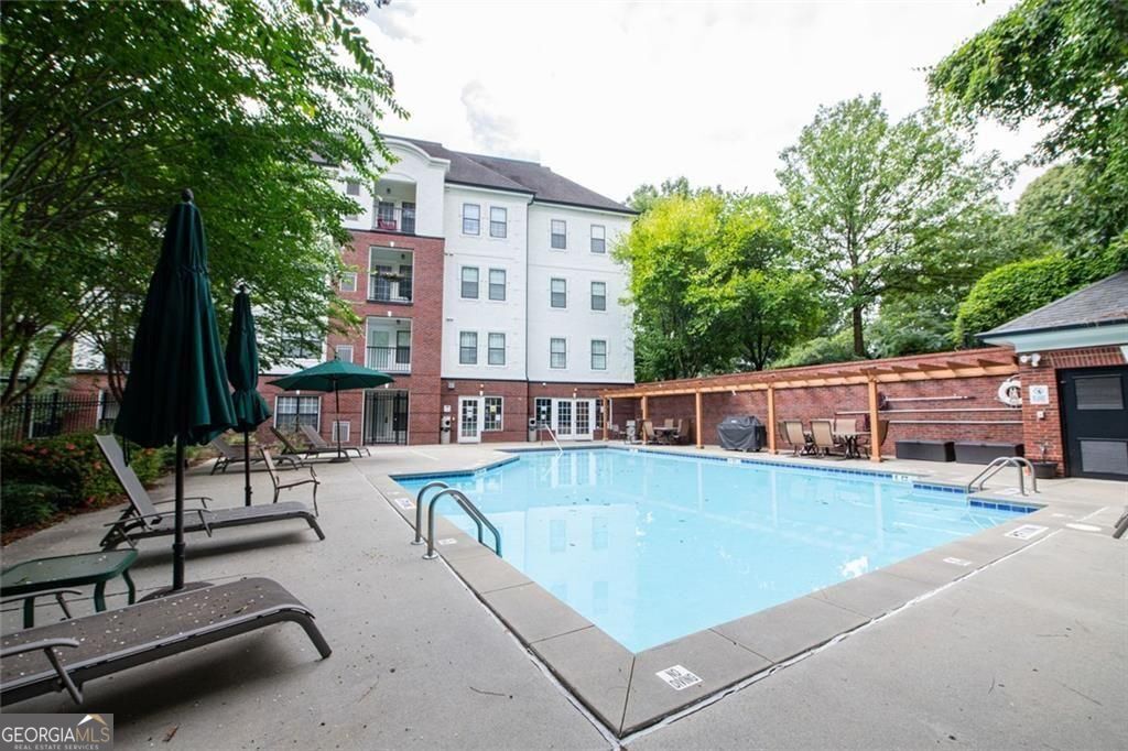 3275 Ne Lenox Road Ne # 207 Property Photo 27