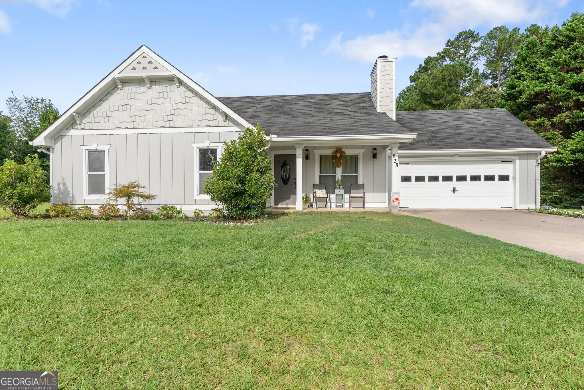 238 Red Rider Road Property Photo 1