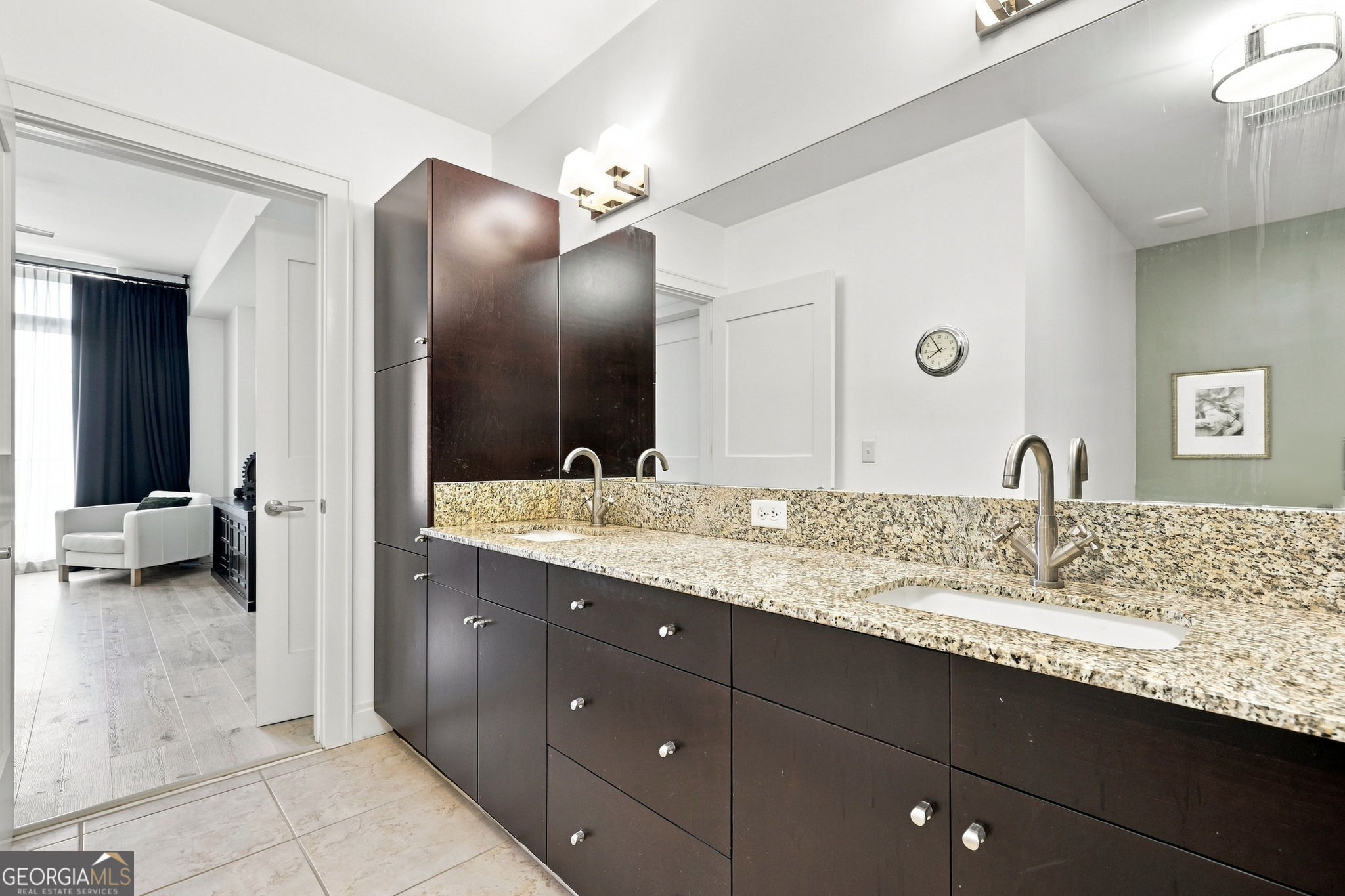 905 Juniper Street Ne # 612 Property Photo 19