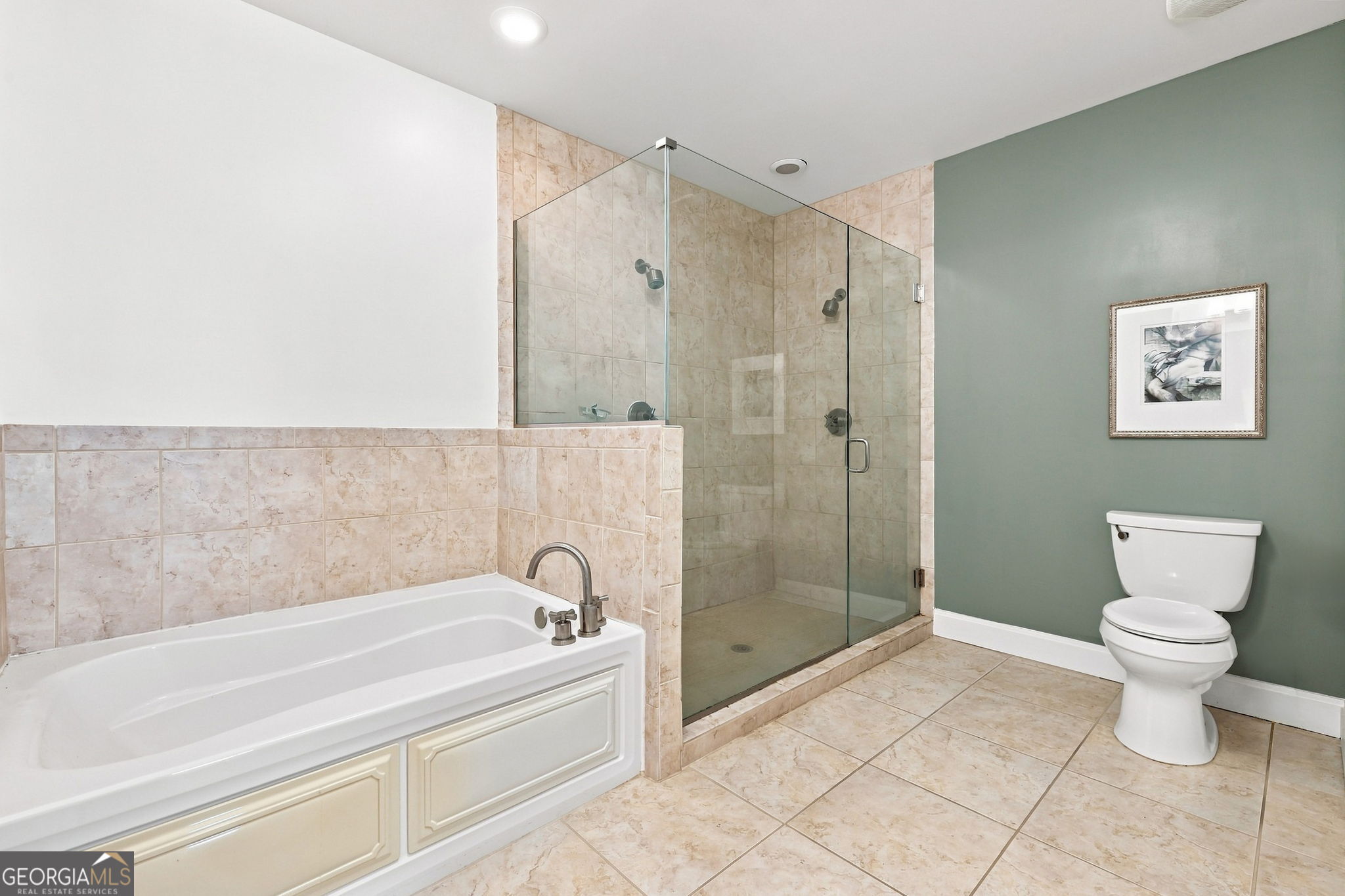 905 Juniper Street Ne # 612 Property Photo 21