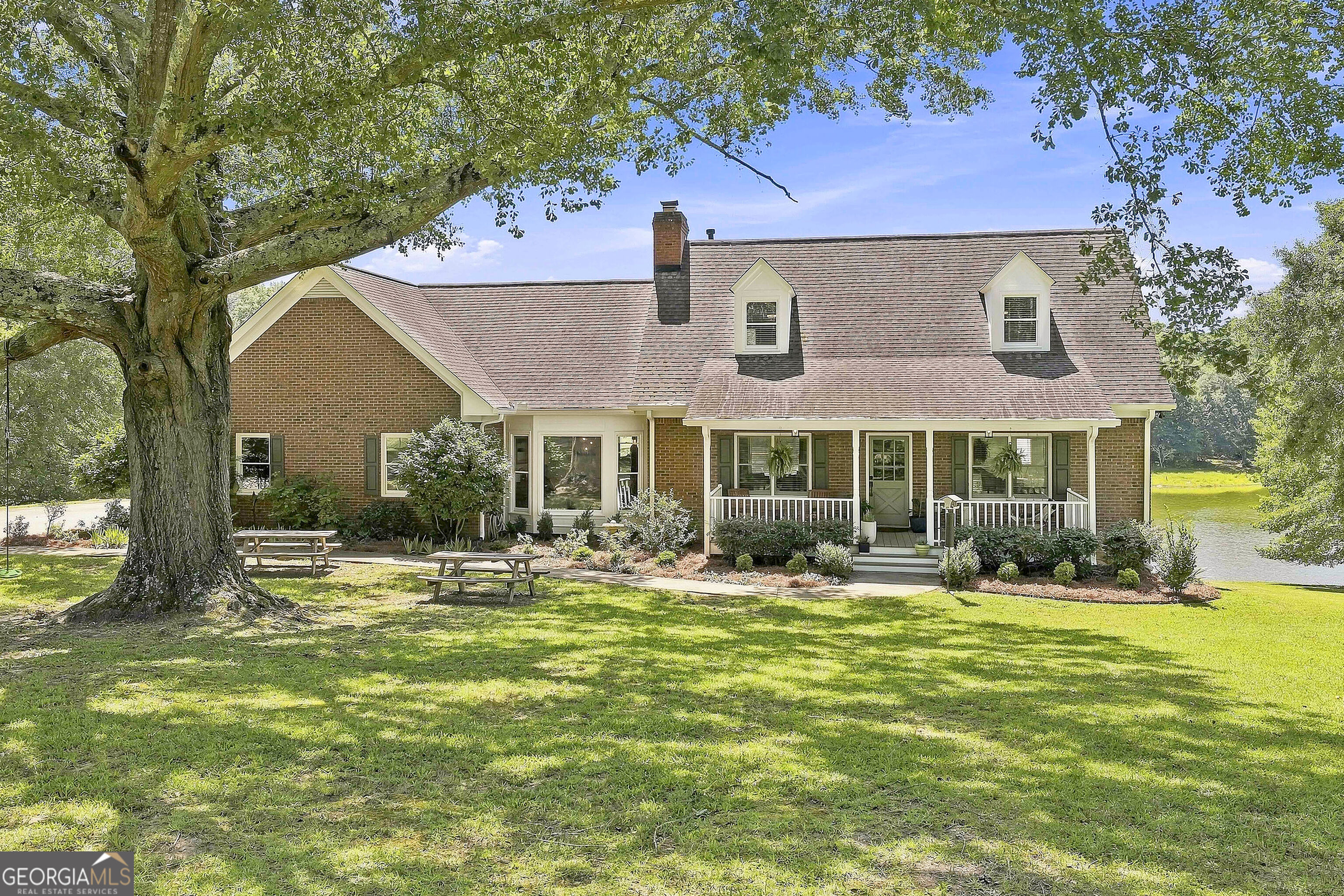 245 Pine Knott Road Property Photo 4