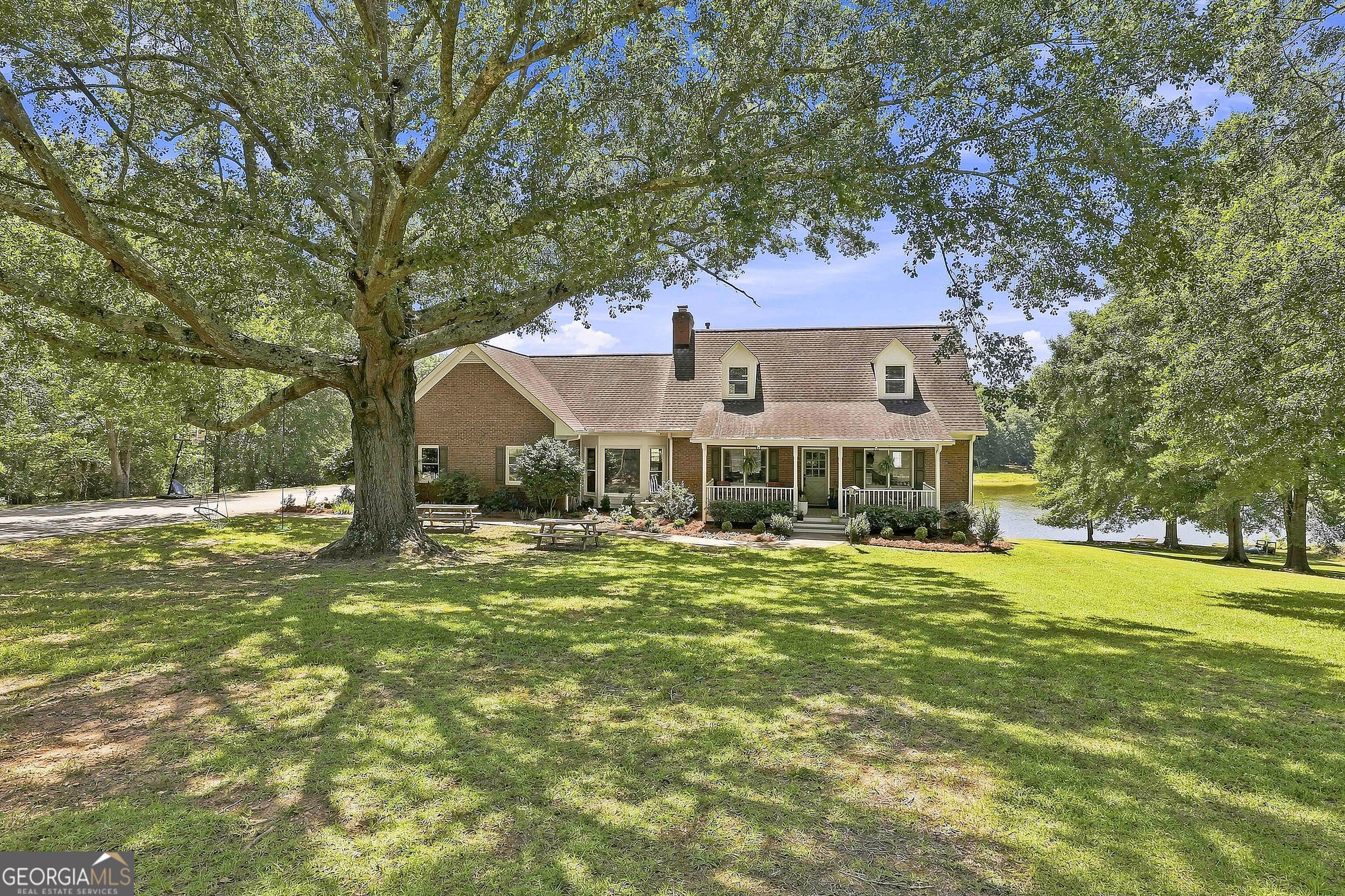 245 Pine Knott Road Property Photo 9