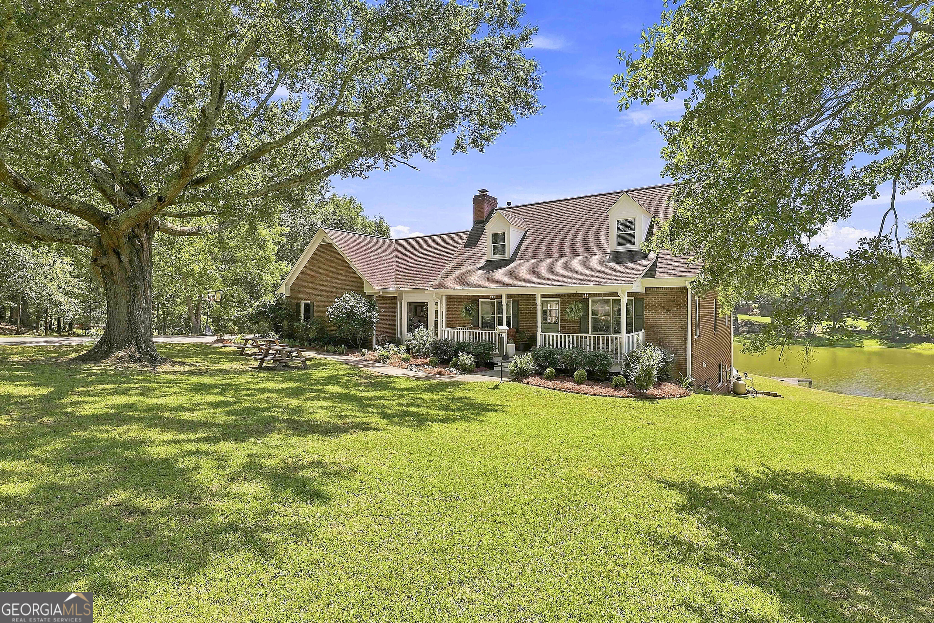 245 Pine Knott Road Property Photo 10