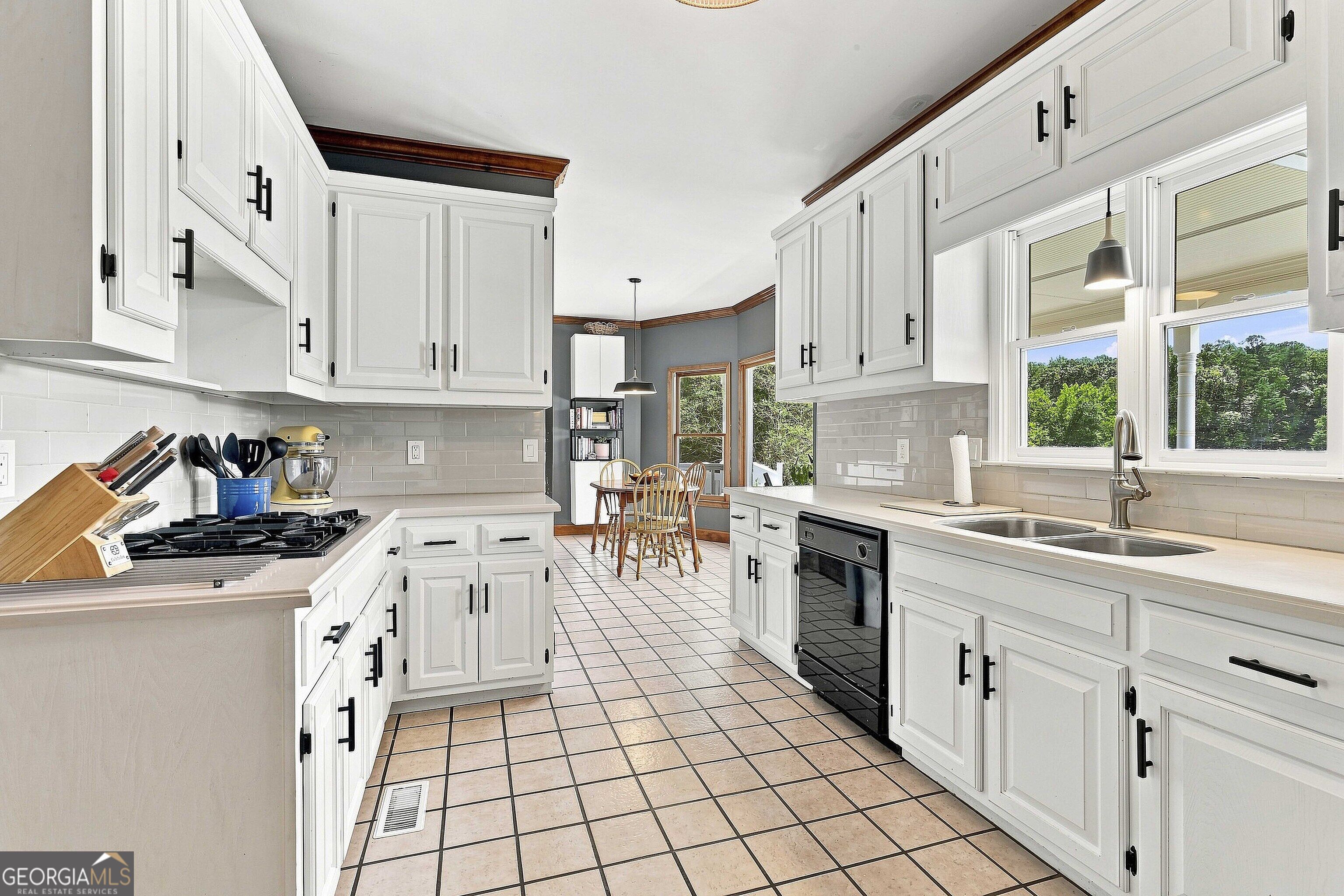 245 Pine Knott Road Property Photo 33