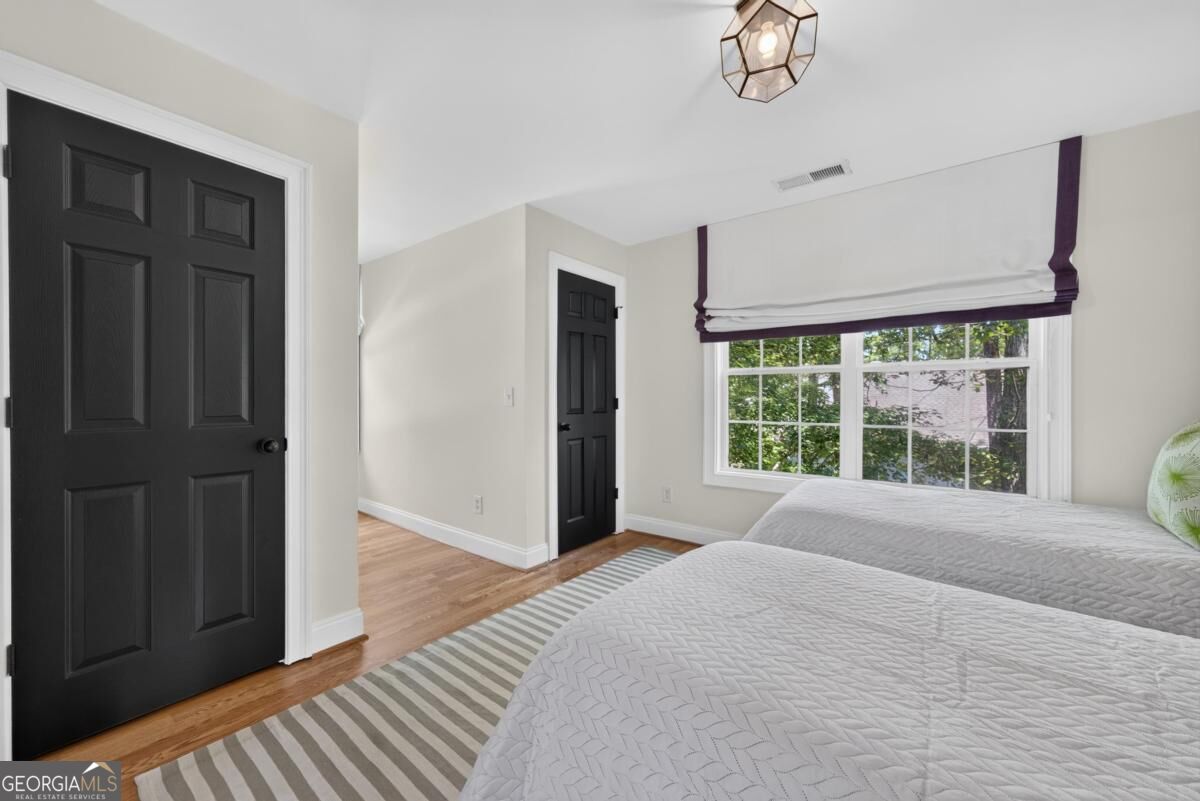 1001 Kingsford Way Property Photo 39