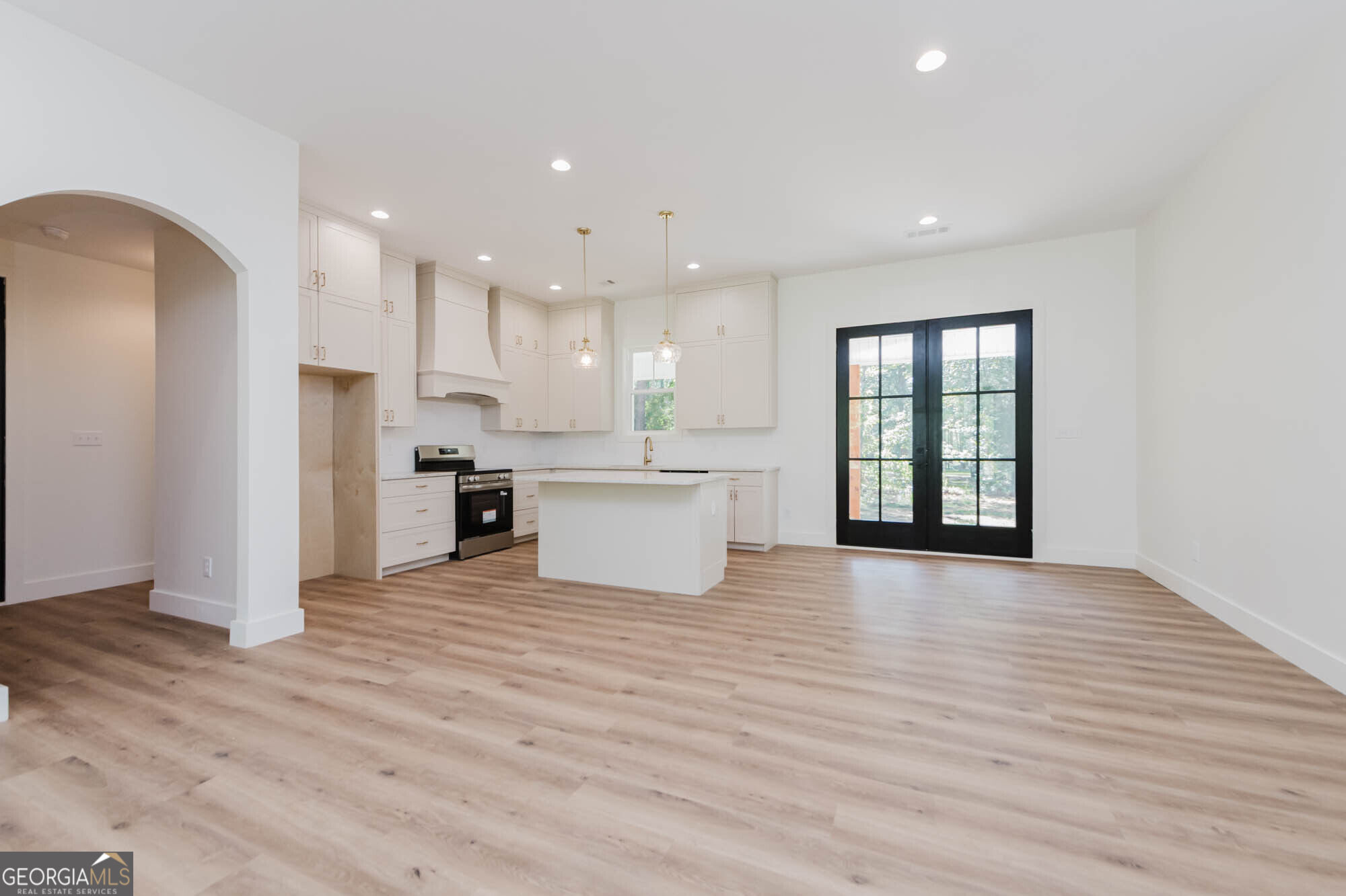 20 Peri Drive Property Photo 5