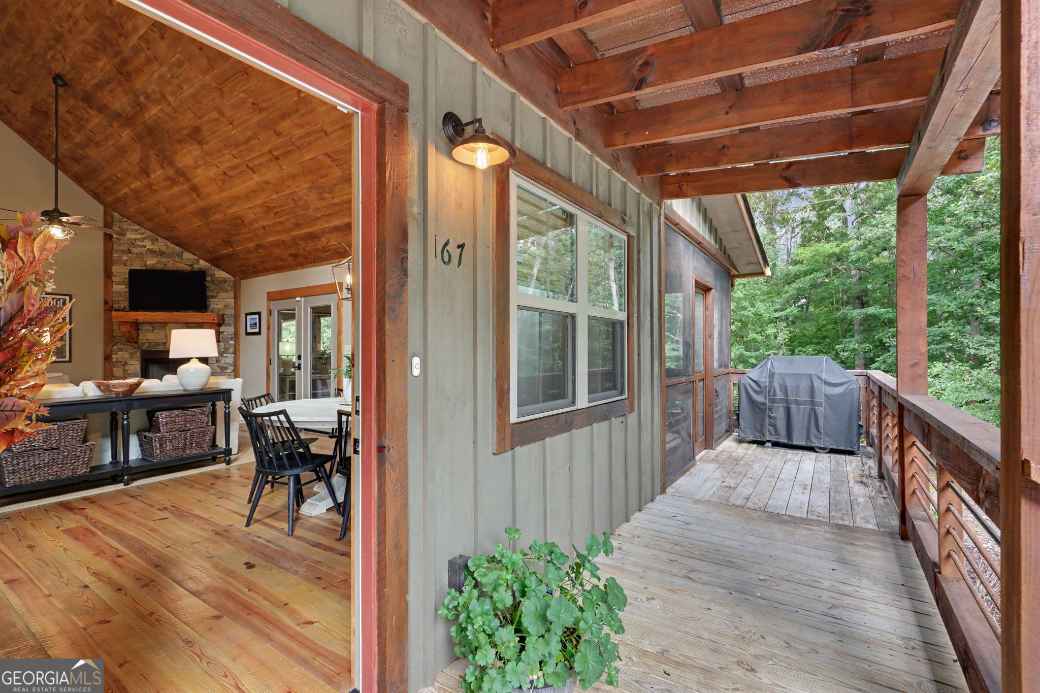 167 Anglers Loop Property Photo 3