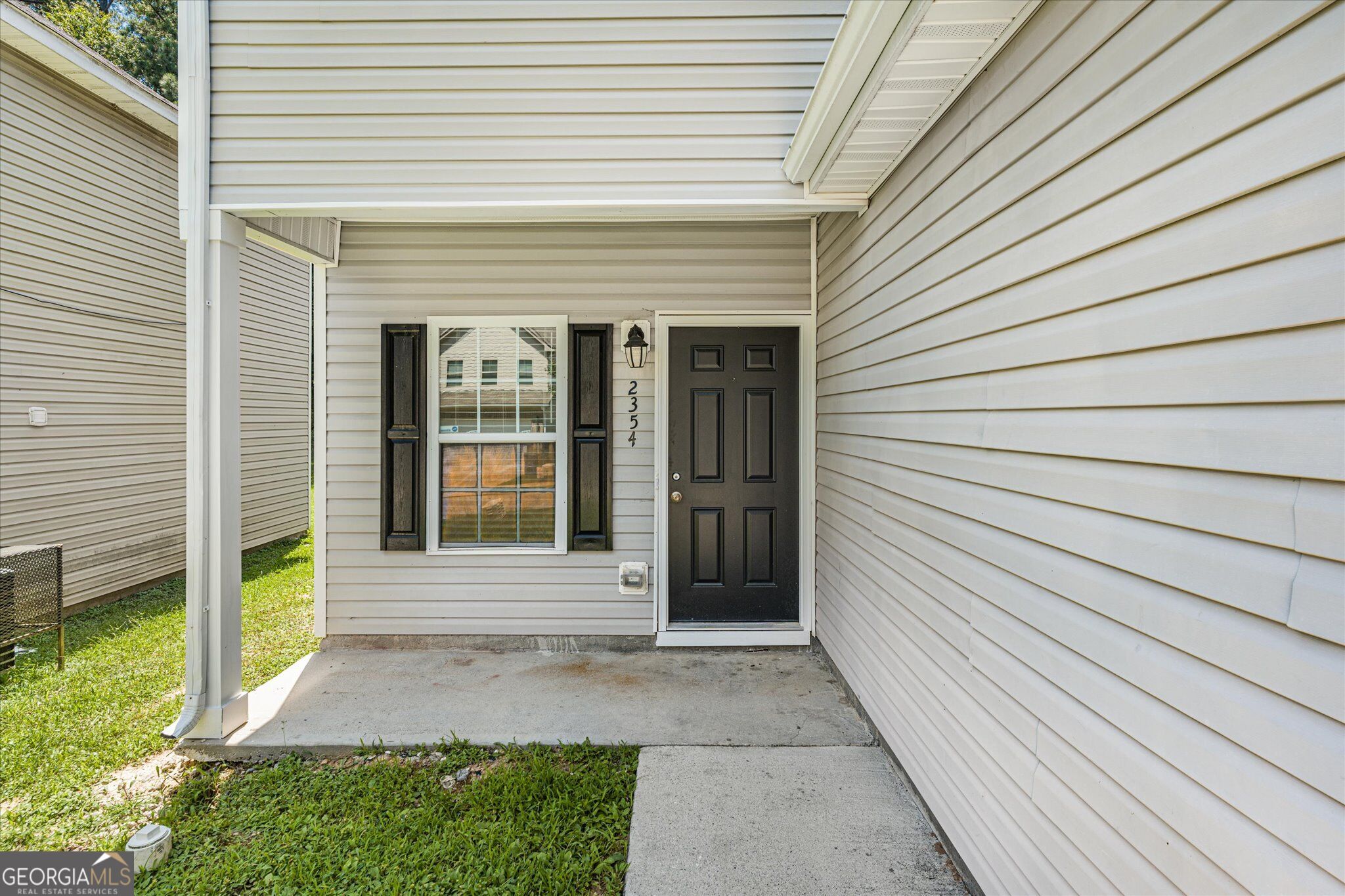 2354 Hackamore Drive Property Photo 4