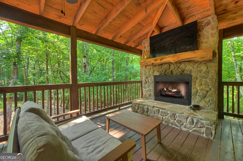 467 Logan Drive Property Photo 18