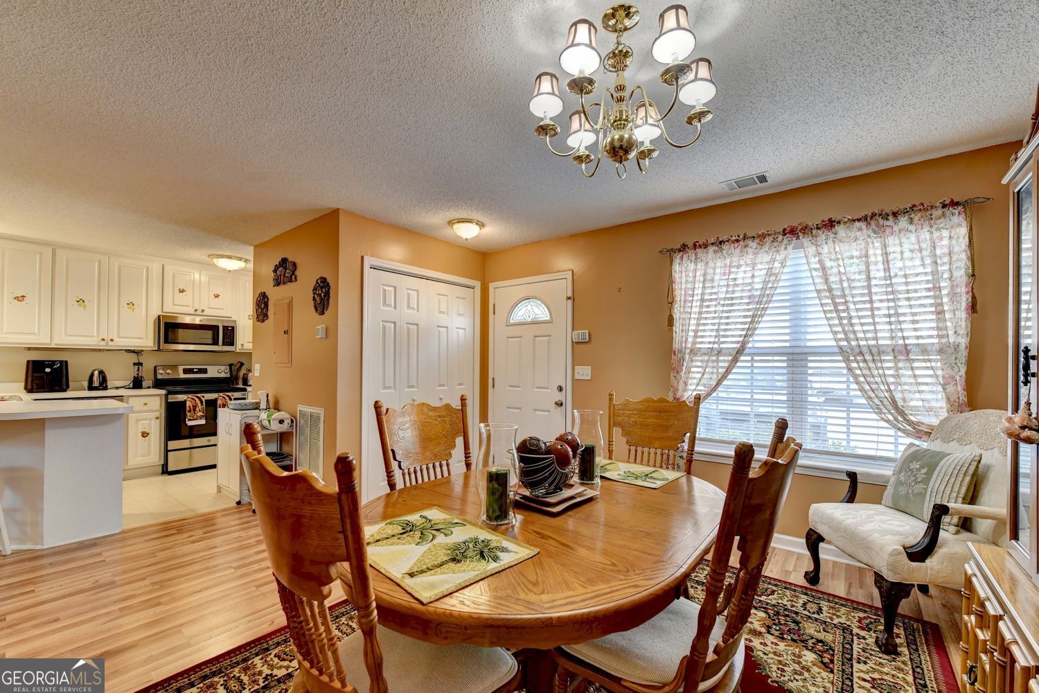 1145 Riverside Terrace Property Photo 8