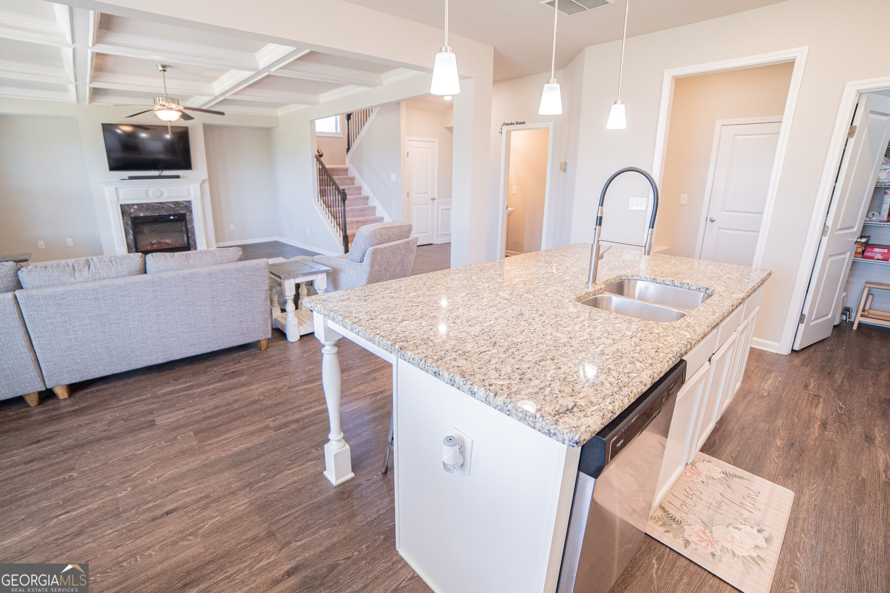 9849 Elderberry Pointe Property Photo 6