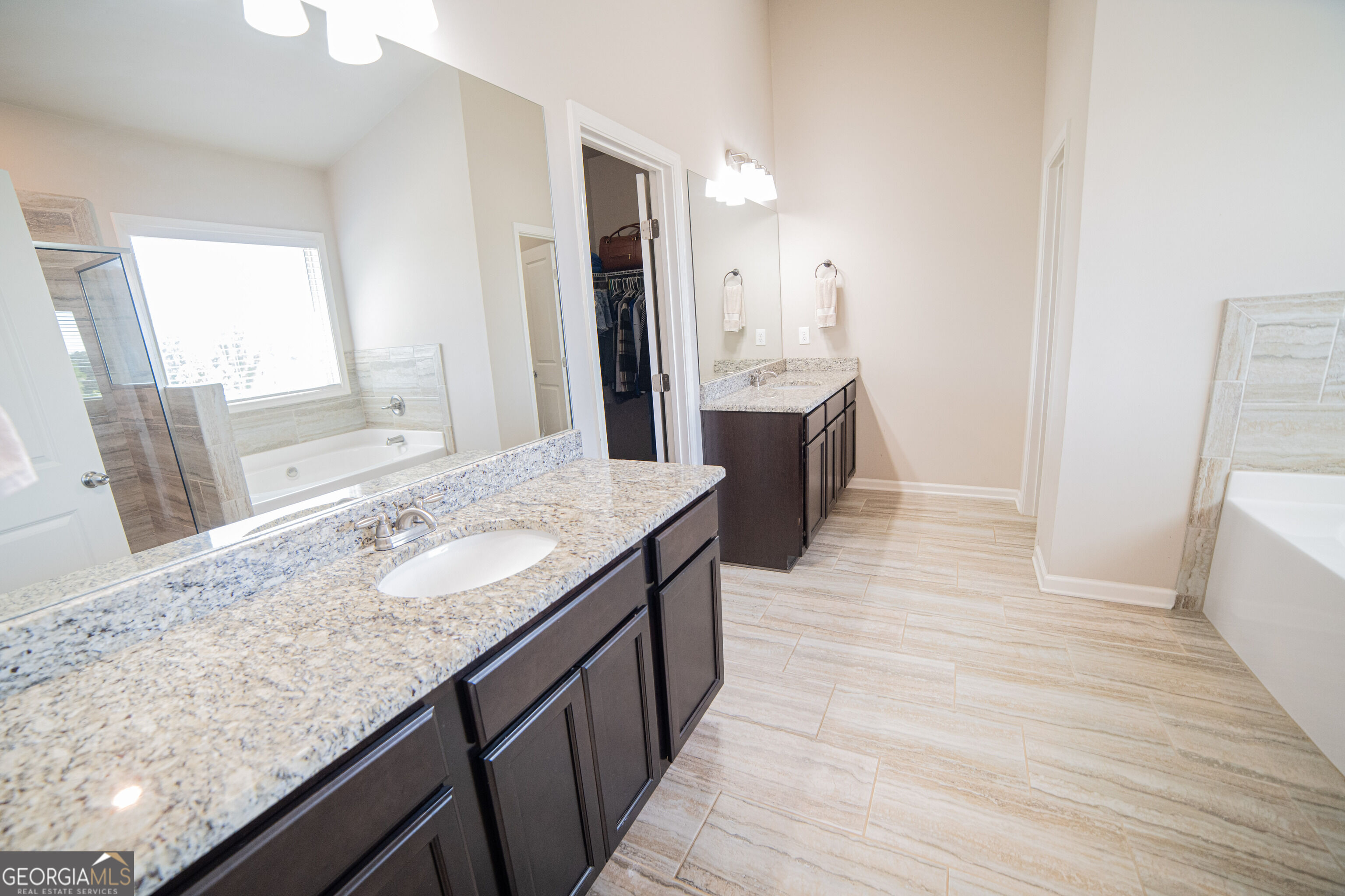 9849 Elderberry Pointe Property Photo 11