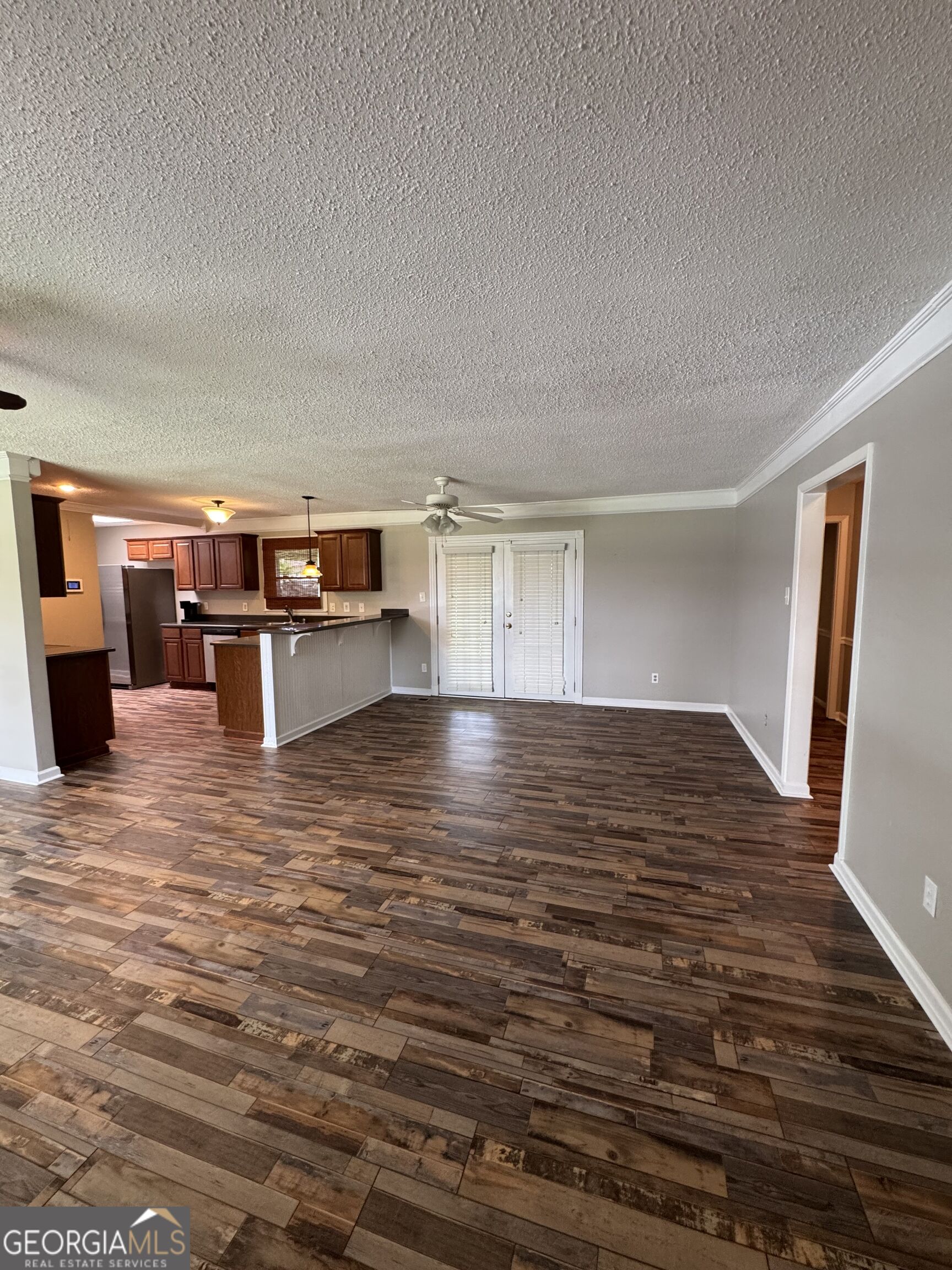 209 Todd Circle Property Photo 2