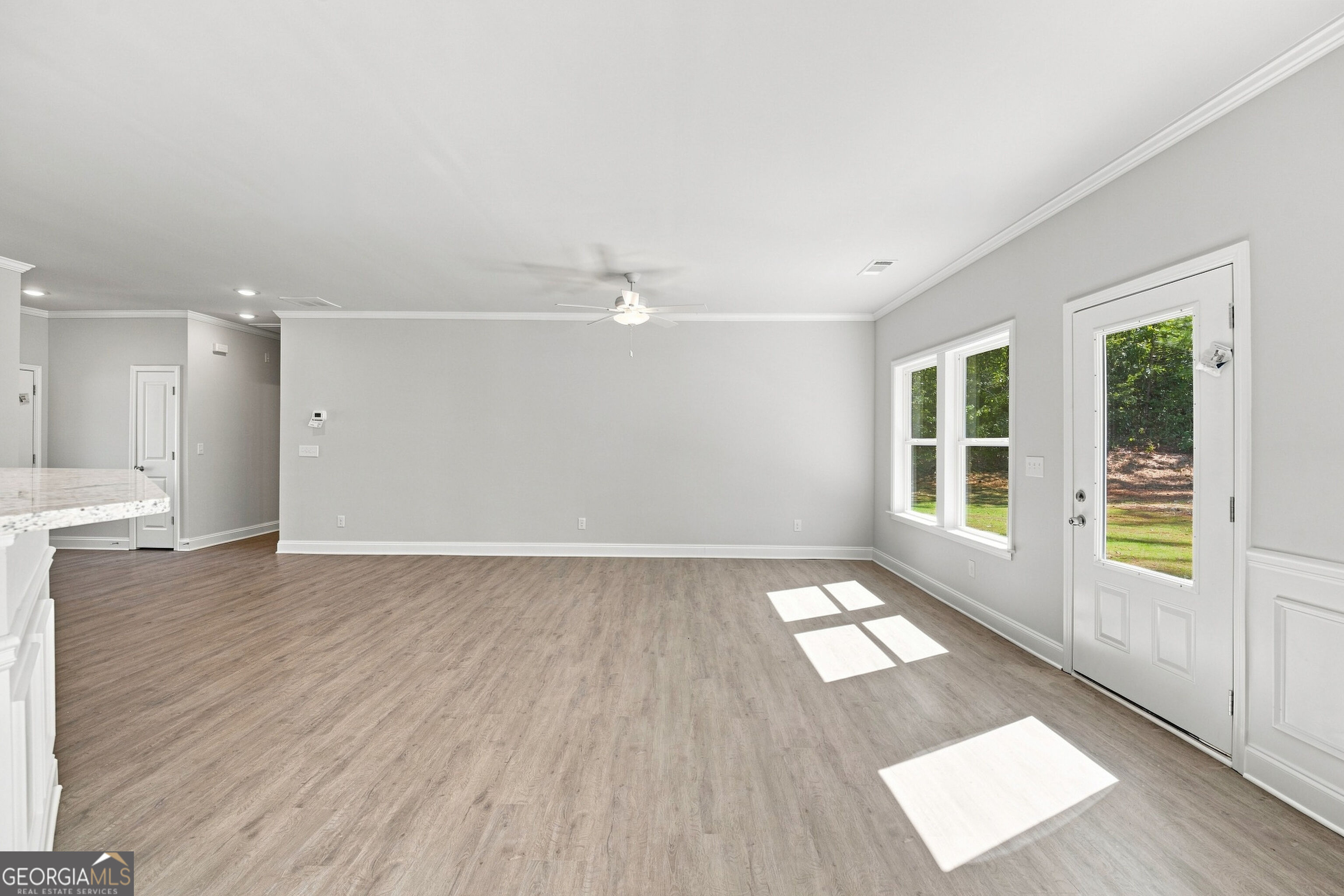 4472 Rivercliffs Way Property Photo 5