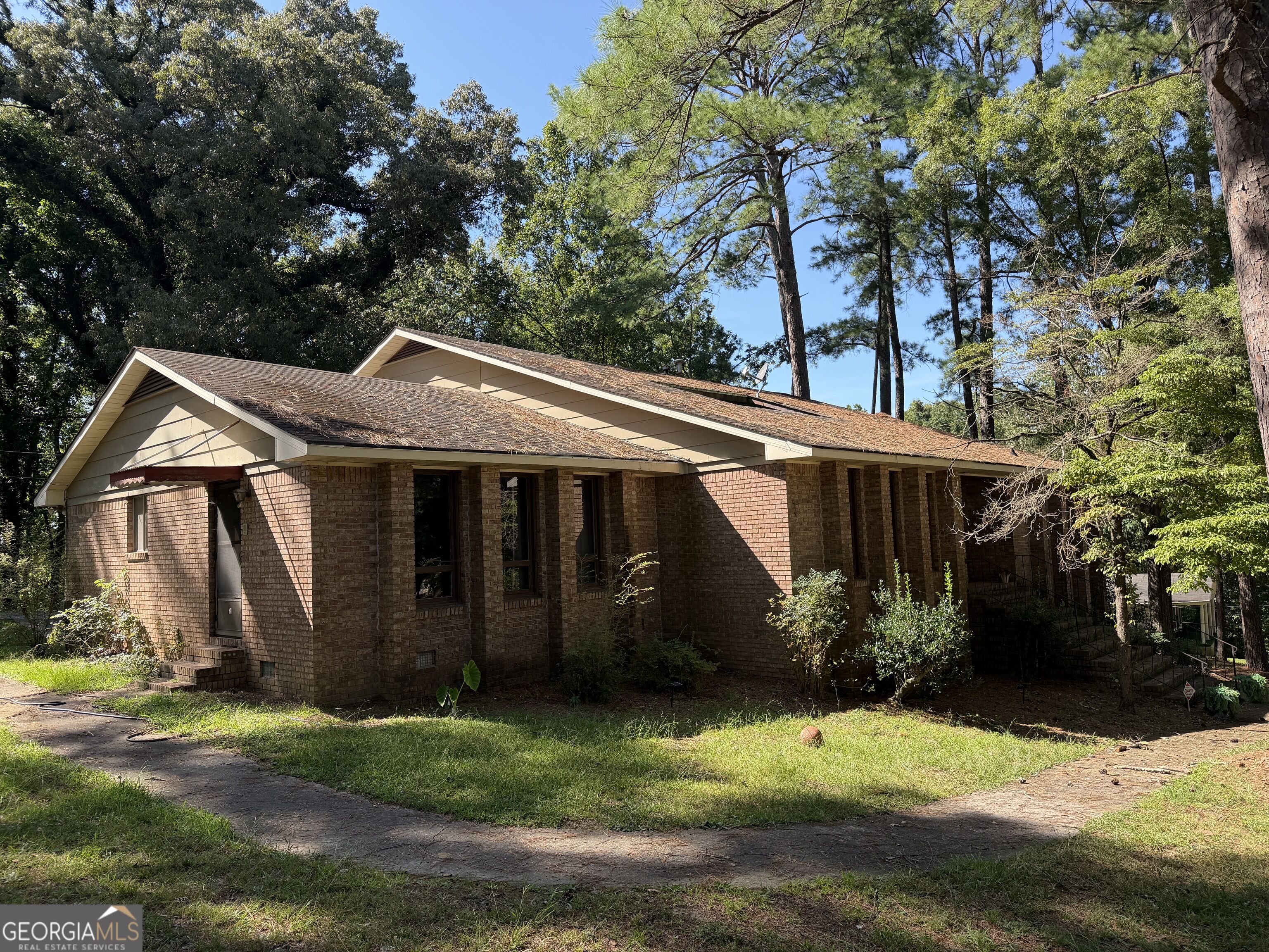 118 Hicklen Drive Property Photo 1