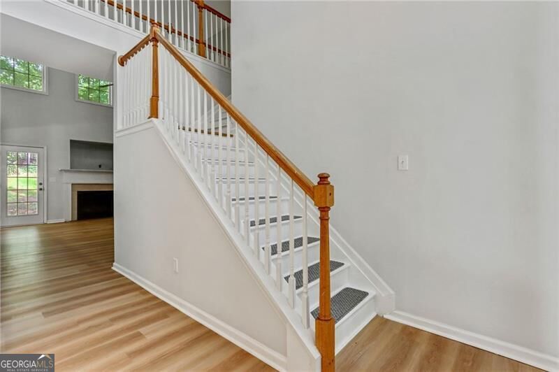 412 Eglington Trail Property Photo 15