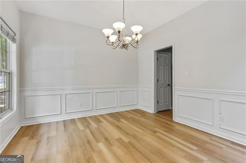 412 Eglington Trail Property Photo 16