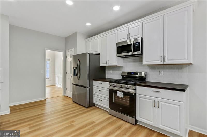 412 Eglington Trail Property Photo 23