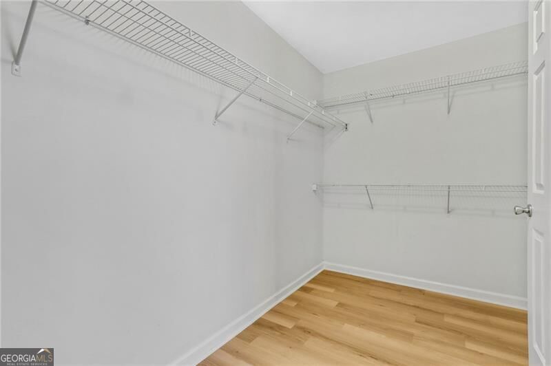 412 Eglington Trail Property Photo 27