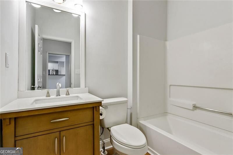 412 Eglington Trail Property Photo 29