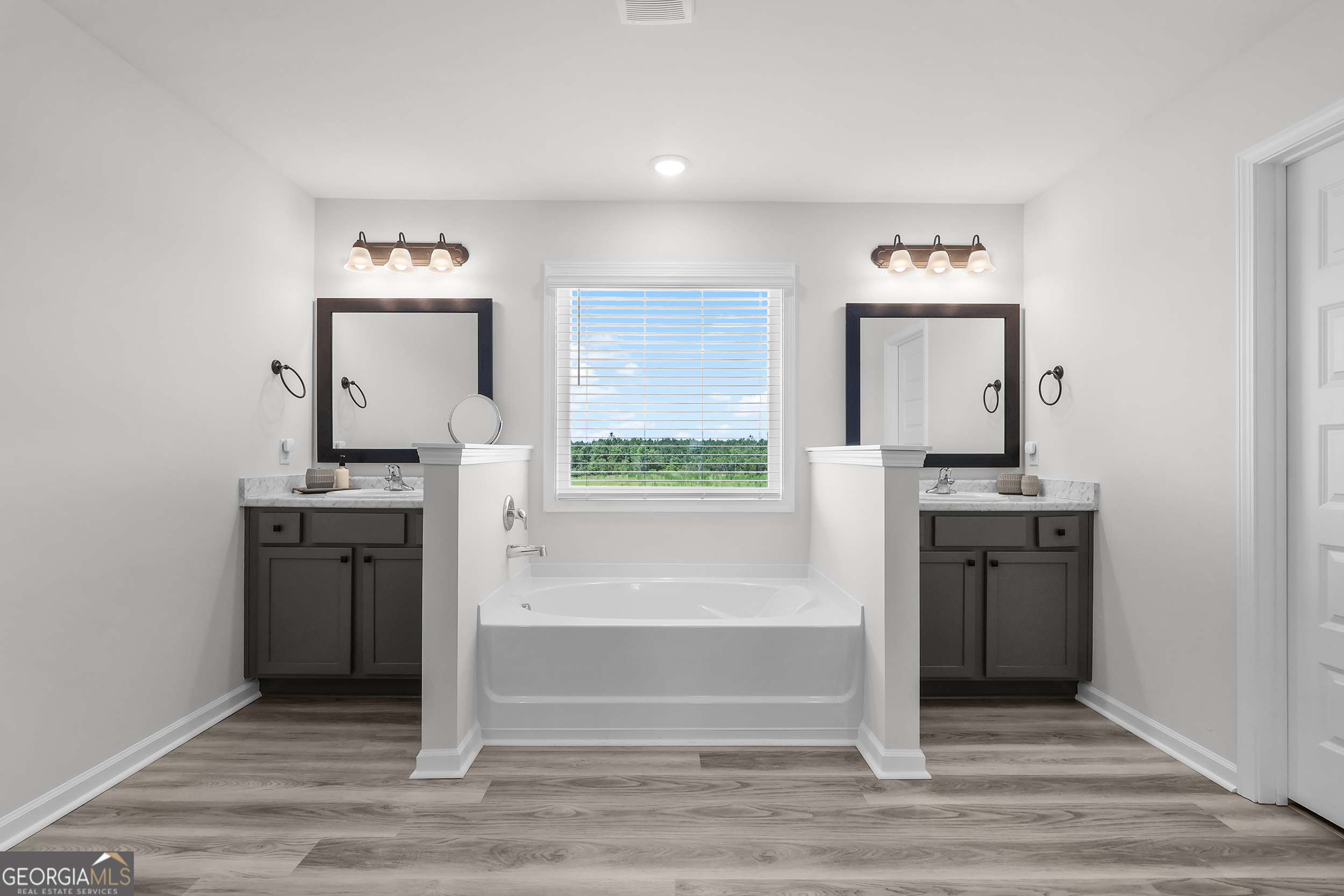 387 Deer Meadow Way Se Property Photo 45