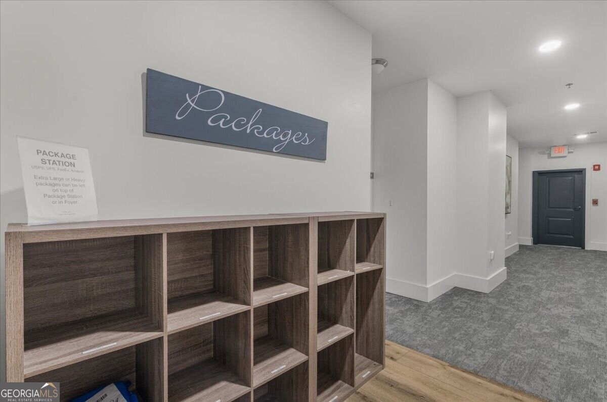 2360 Logan Circle Ne # 102 Property Photo 8