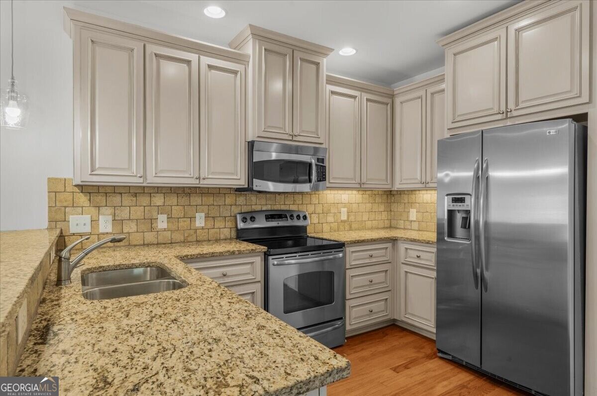 2360 Logan Circle Ne # 102 Property Photo 14