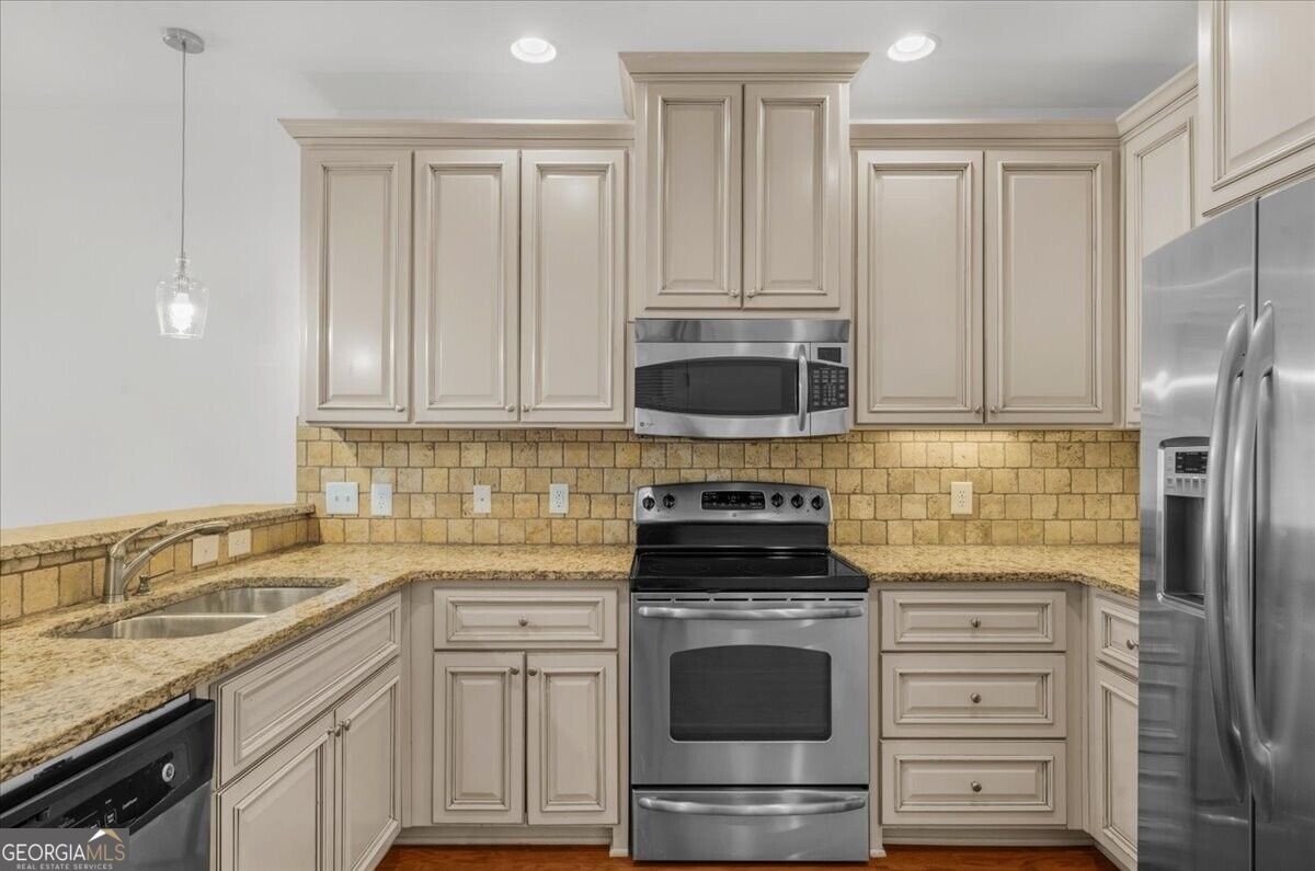 2360 Logan Circle Ne # 102 Property Photo 15