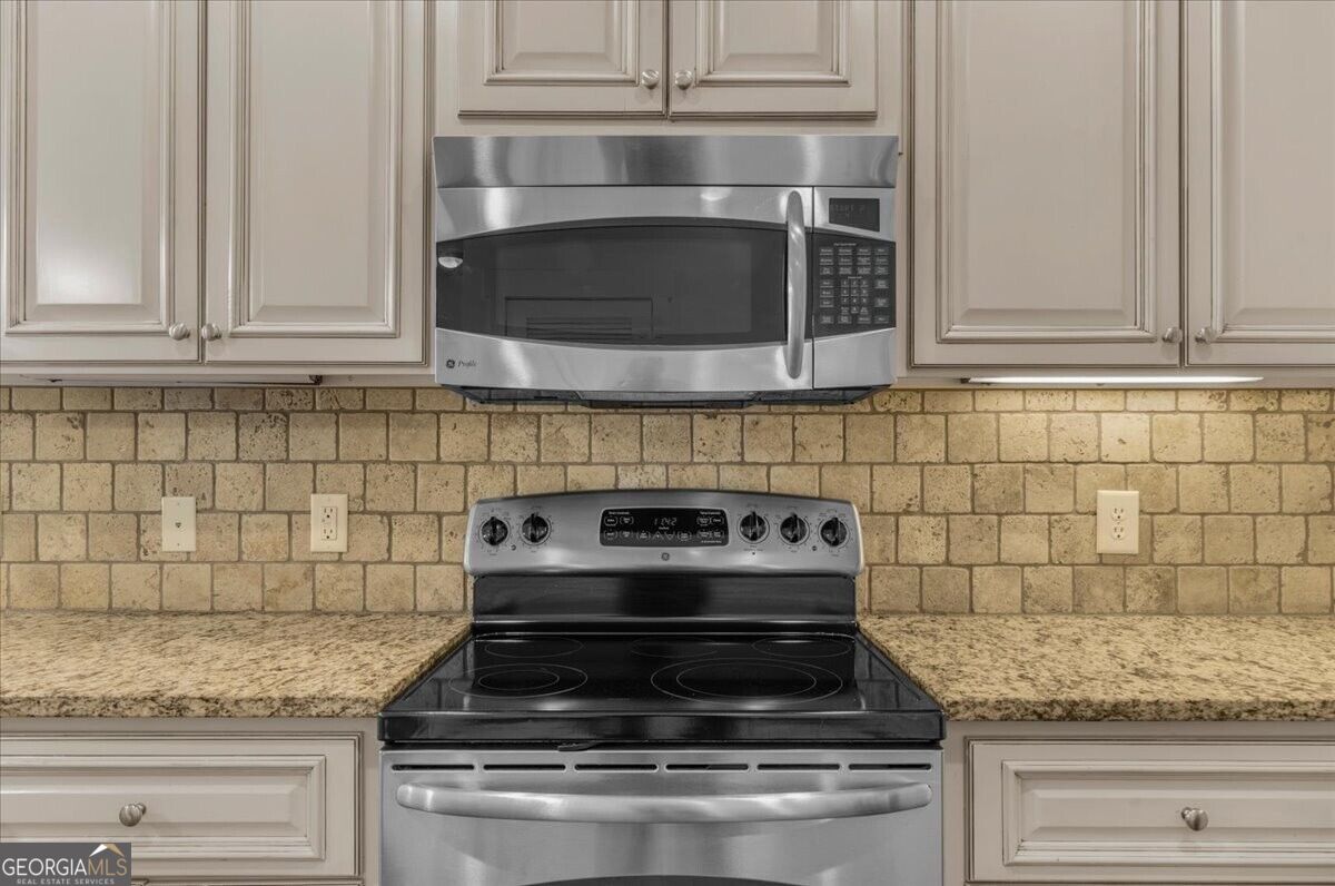 2360 Logan Circle Ne # 102 Property Photo 16