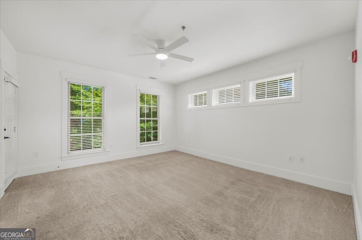 2360 Logan Circle Ne # 102 Property Photo 25