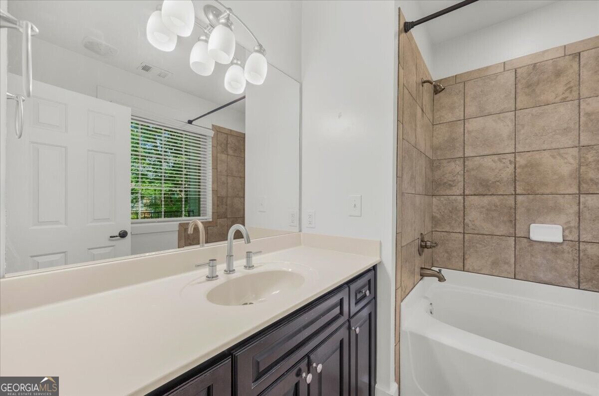 2360 Logan Circle Ne # 102 Property Photo 29