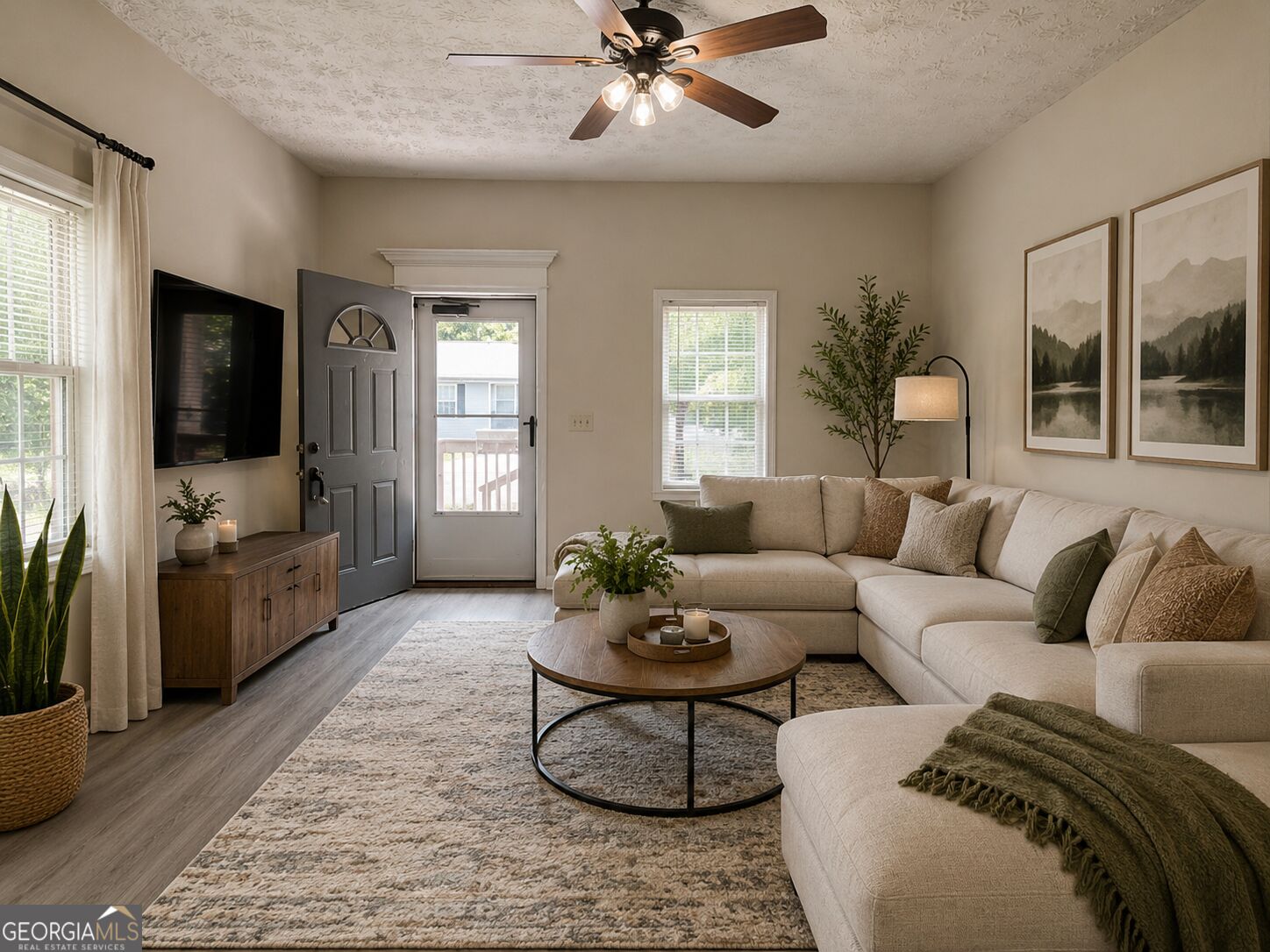 125 Hubbard Street # B Property Photo 4