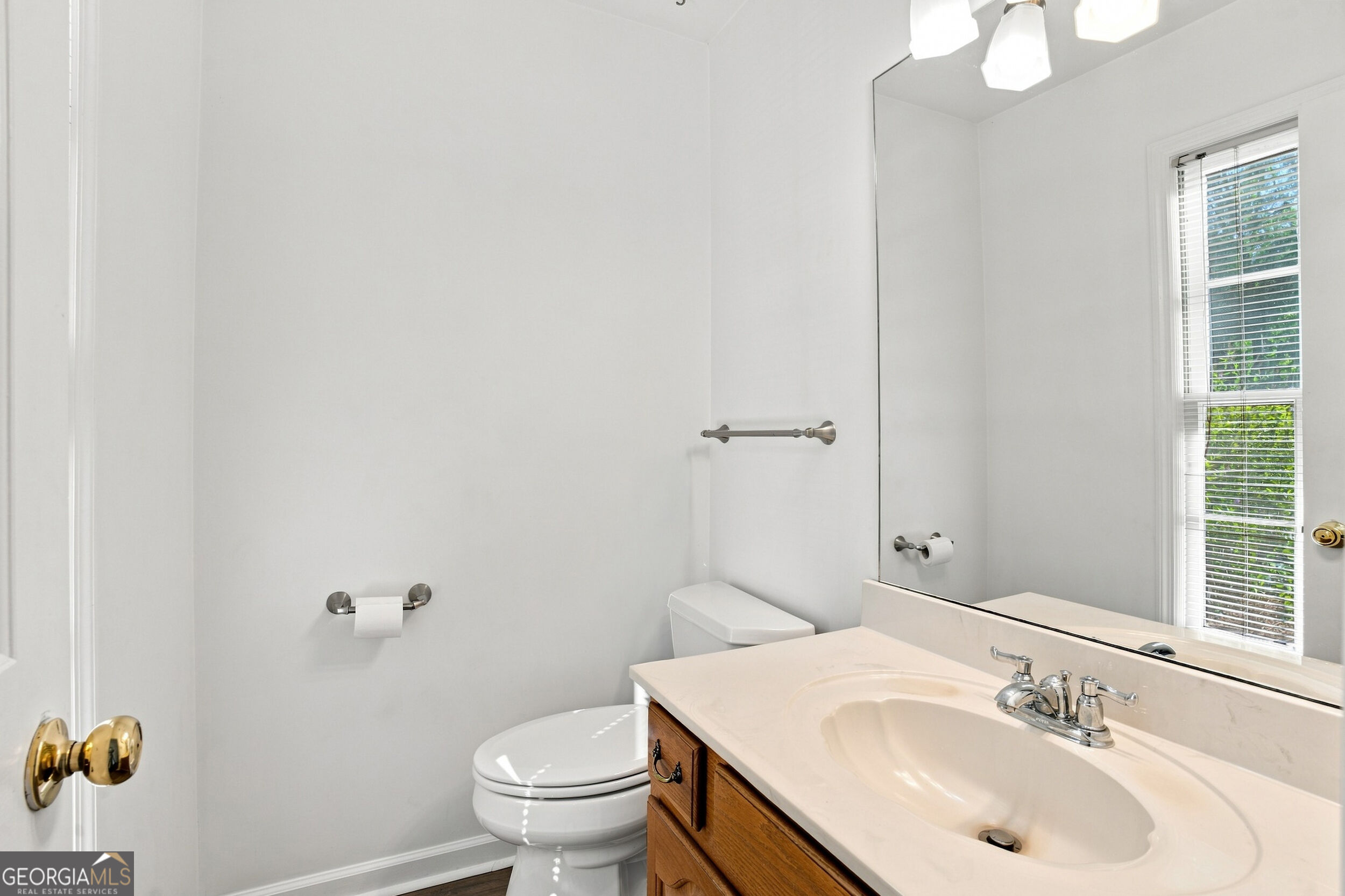 599 Saint James Walk Se Property Photo 16