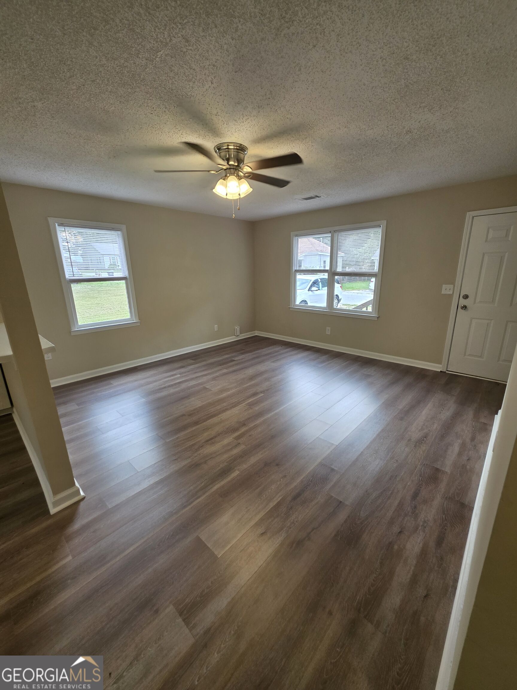 118 Griffith Street Property Photo 2