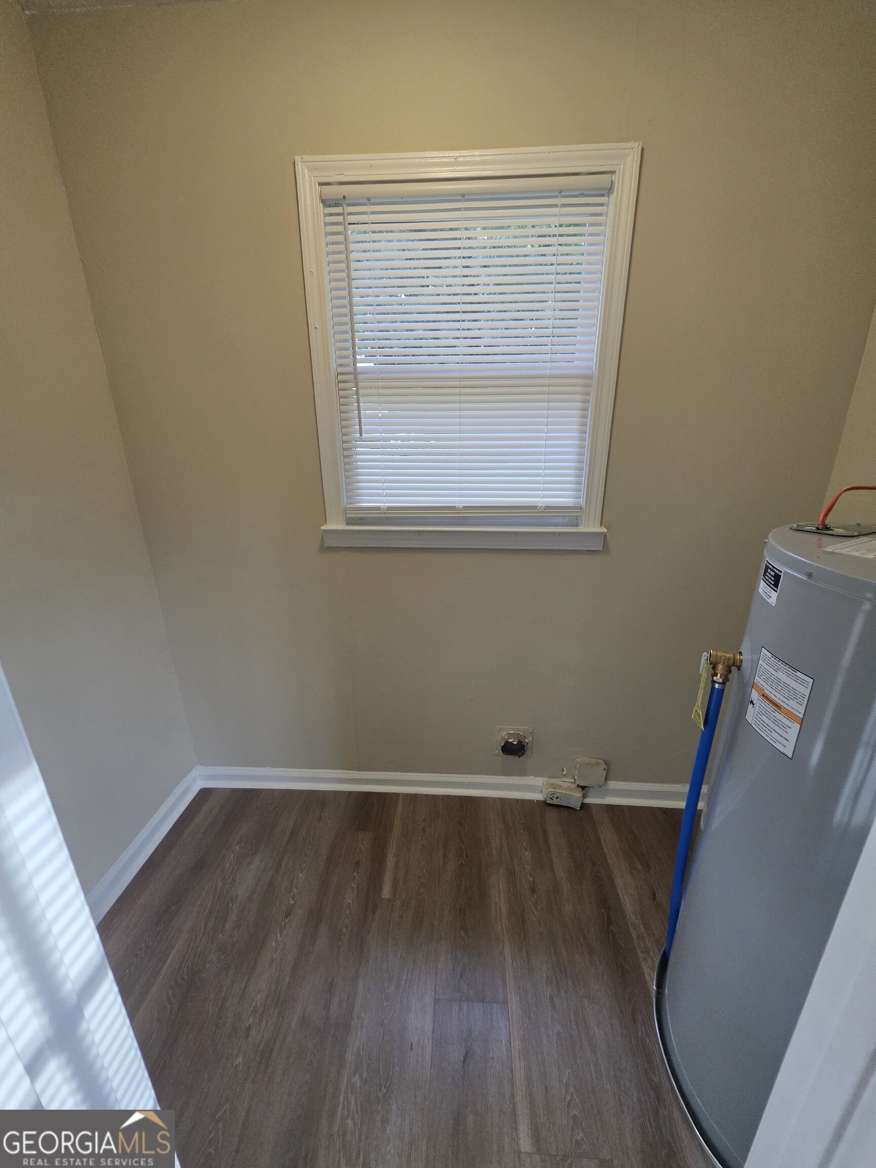 118 Griffith Street Property Photo 9