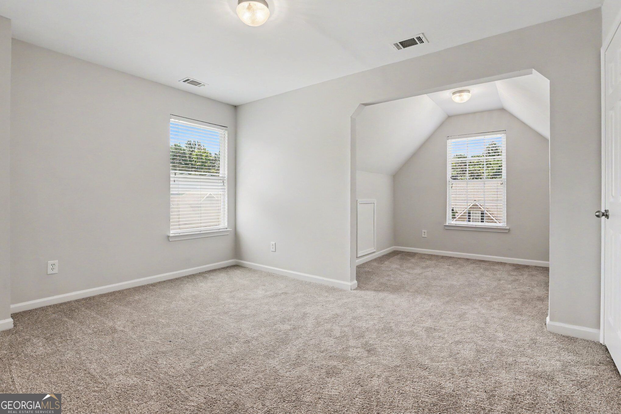 1020 Buckingham Terrace Property Photo 27
