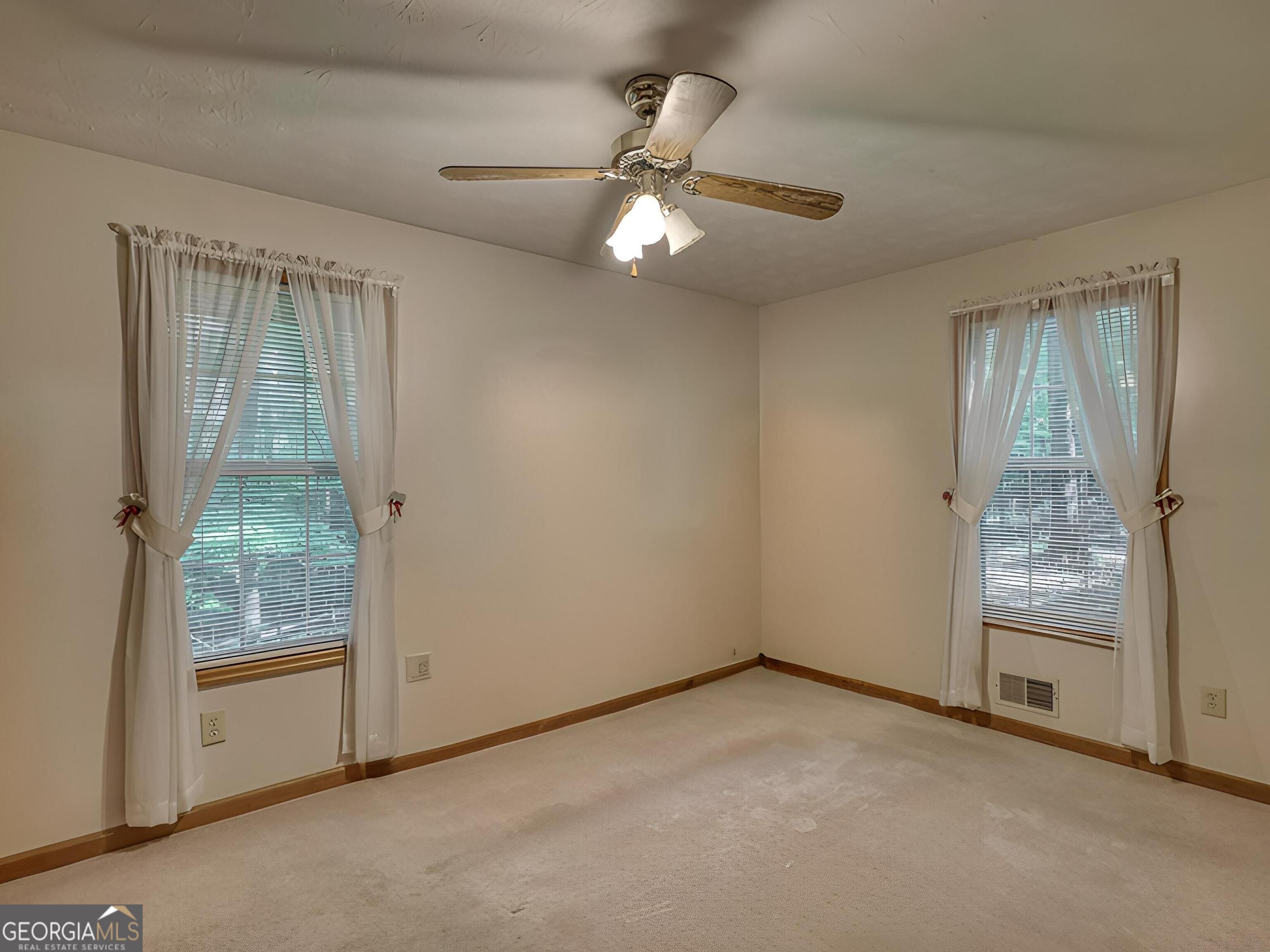 920 Alfred Lane Property Photo 22