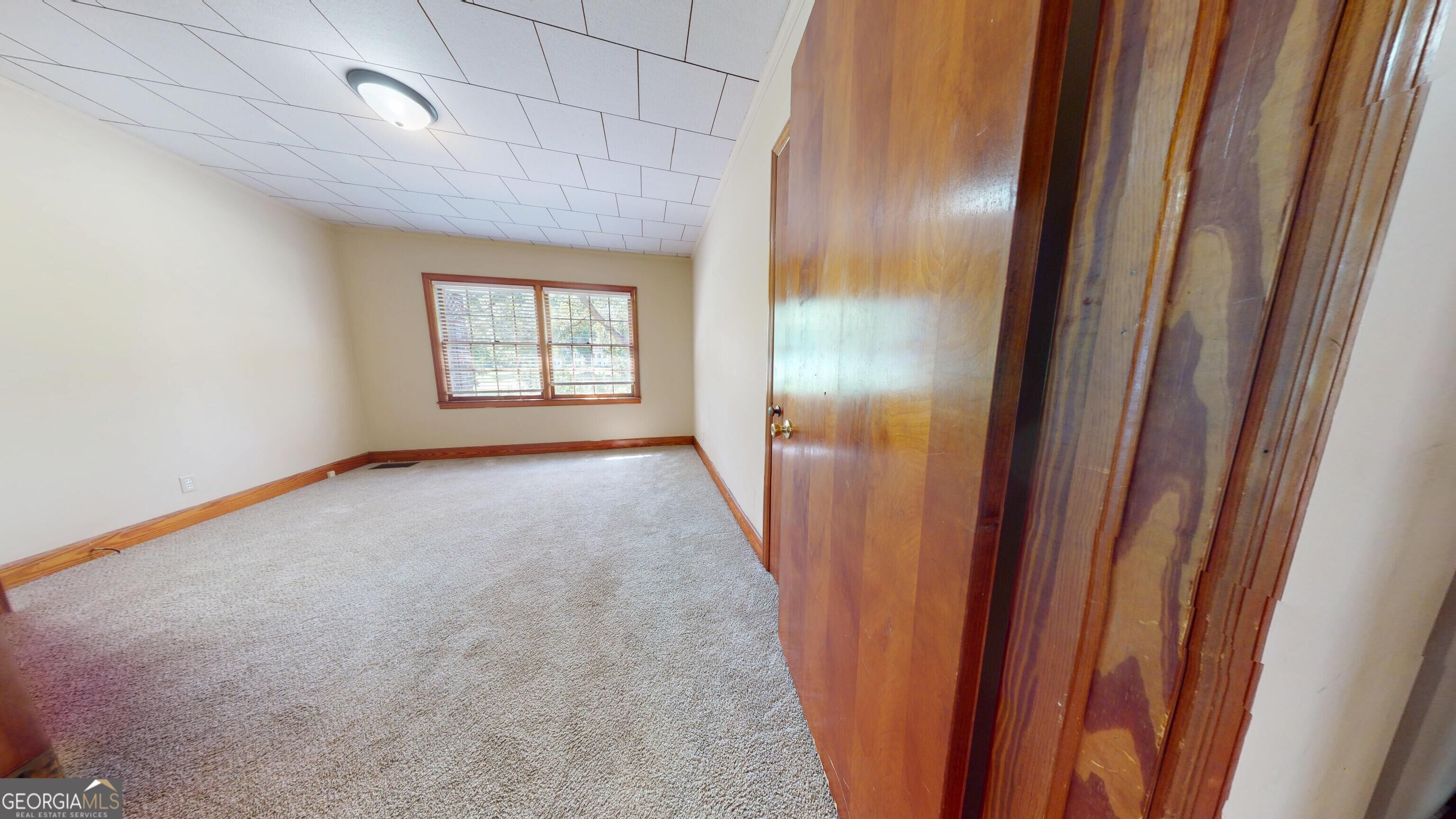 634 W Main Street Property Photo 15