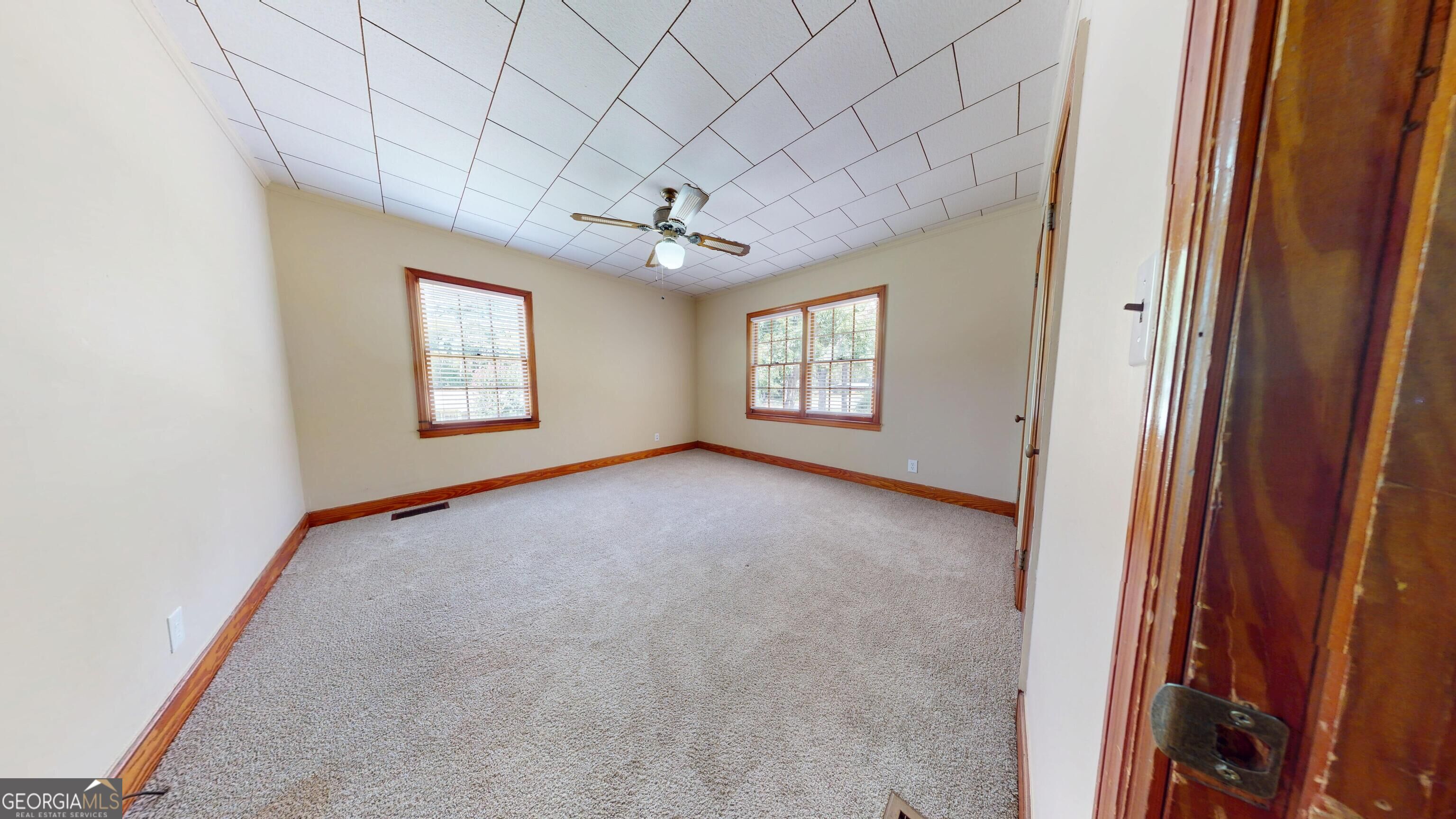 634 W Main Street Property Photo 20