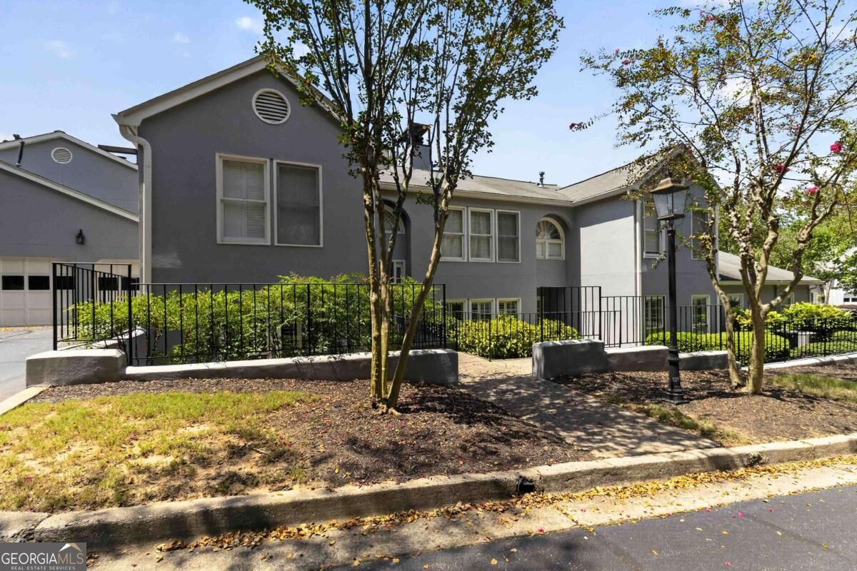 3910 Ashford Lake Court NE # 3910 Property Photo 1