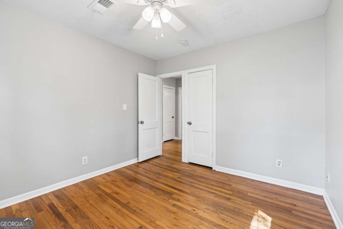 448 E Pharr Road Property Photo 23