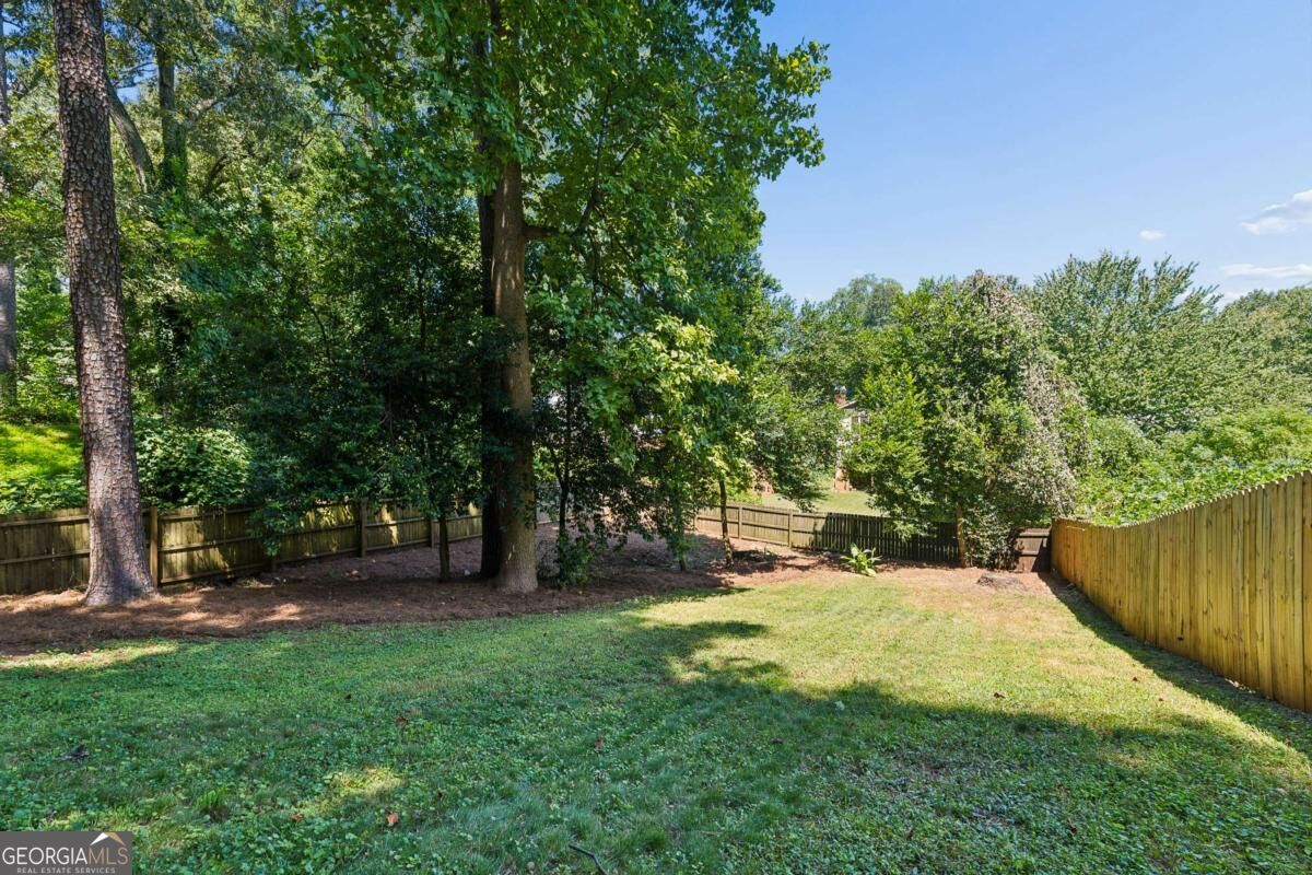 448 E Pharr Road Property Photo 33