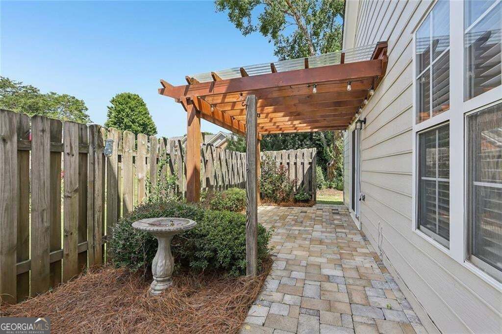 2375 Ashton Drive Property Photo 7