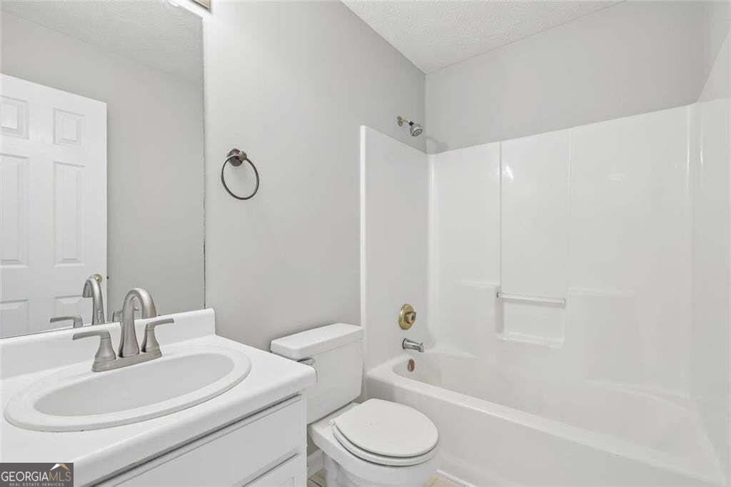 2375 Ashton Drive Property Photo 22