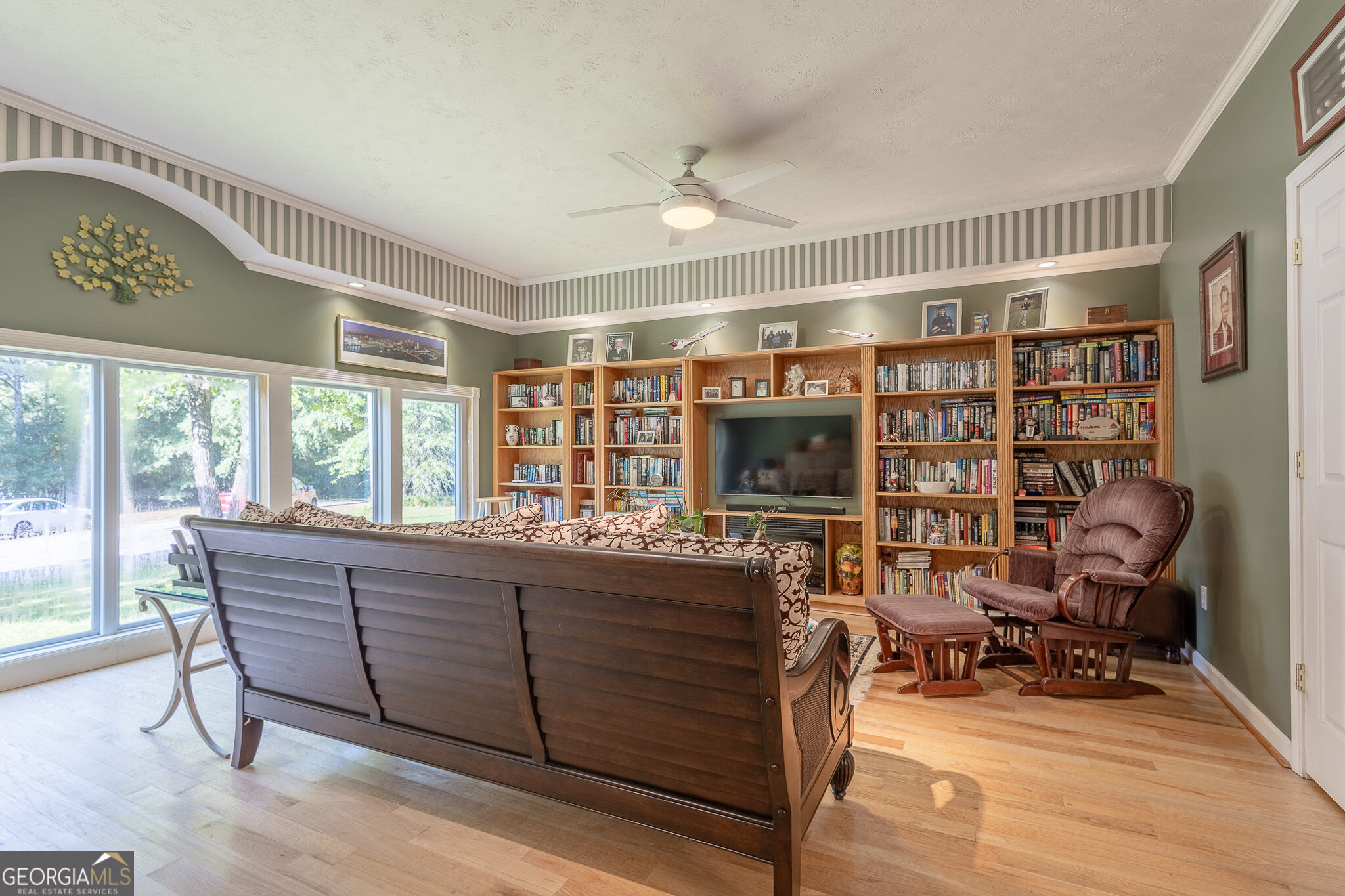 2553 Daniel Road Property Photo 14