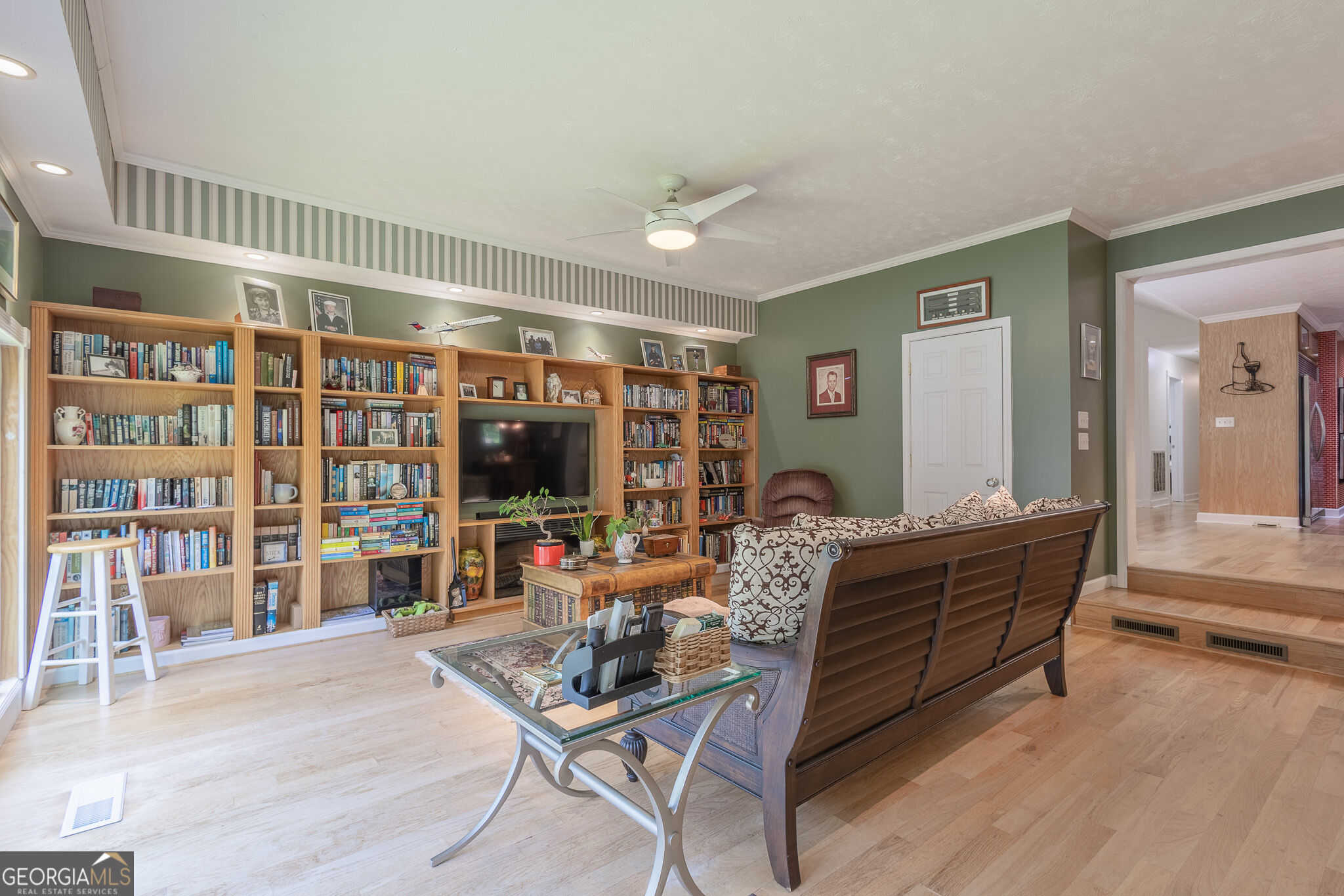 2553 Daniel Road Property Photo 15