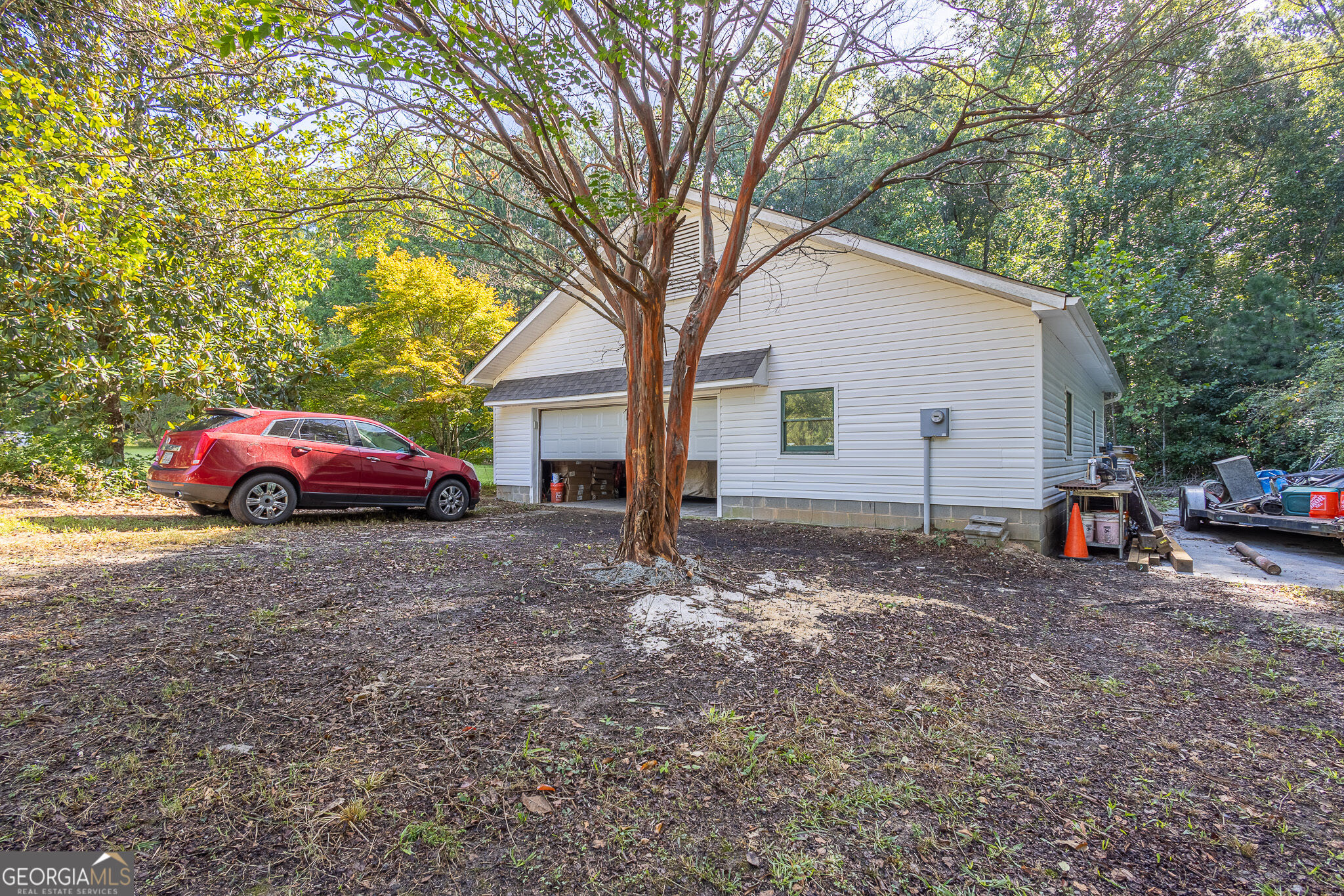 2553 Daniel Road Property Photo 27