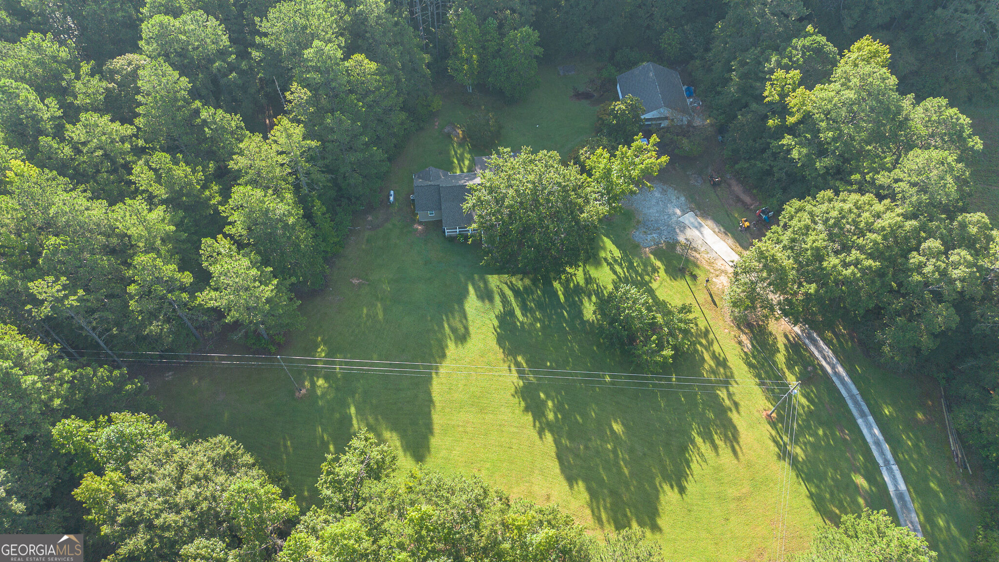 2553 Daniel Road Property Photo 31