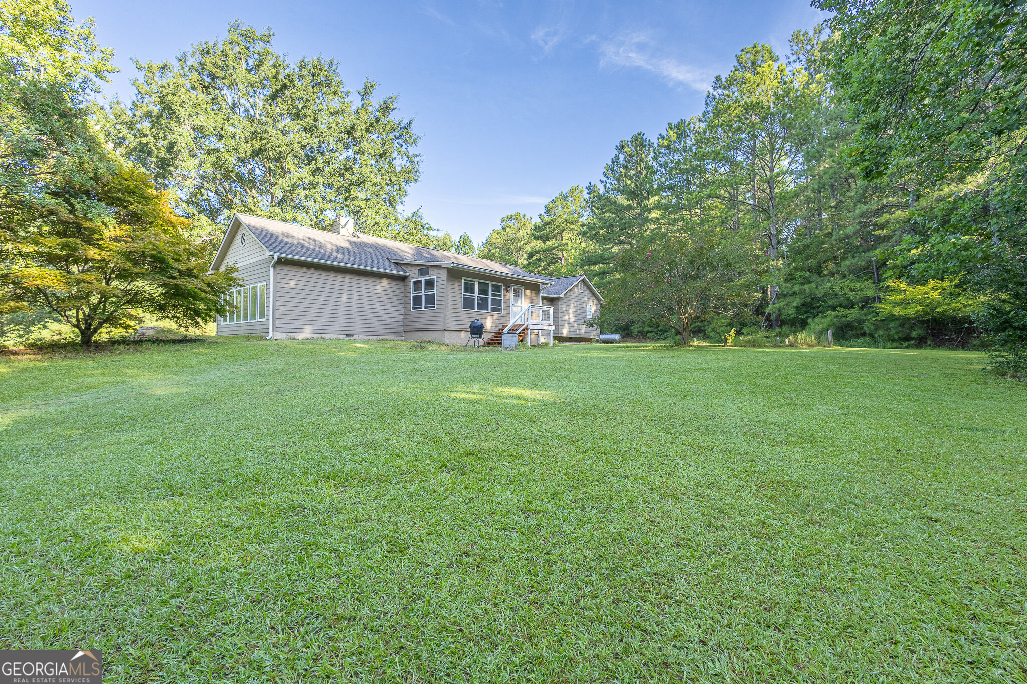2553 Daniel Road Property Photo 37
